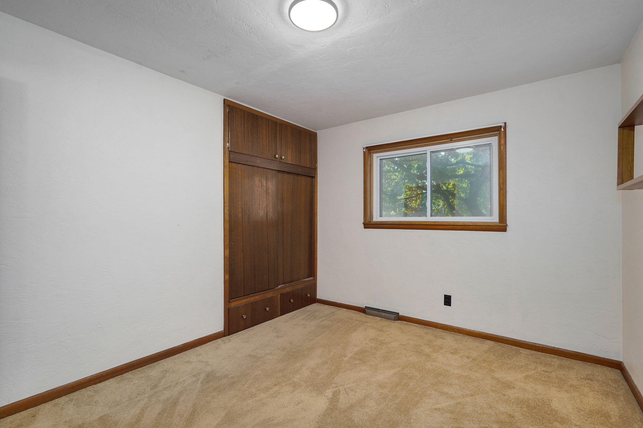 106 West Thurman Avenue Property Photo 16