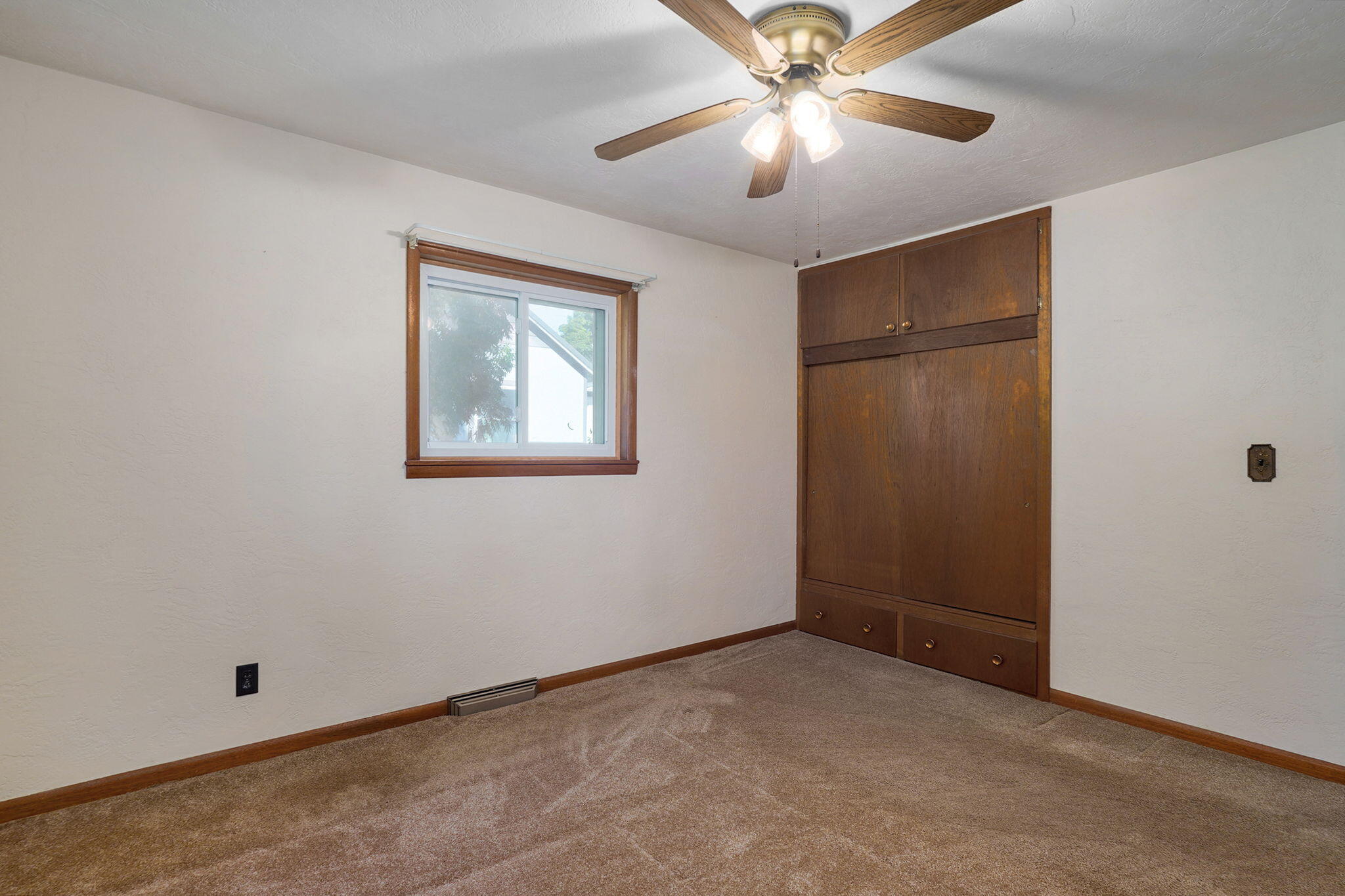 106 West Thurman Avenue Property Photo 18