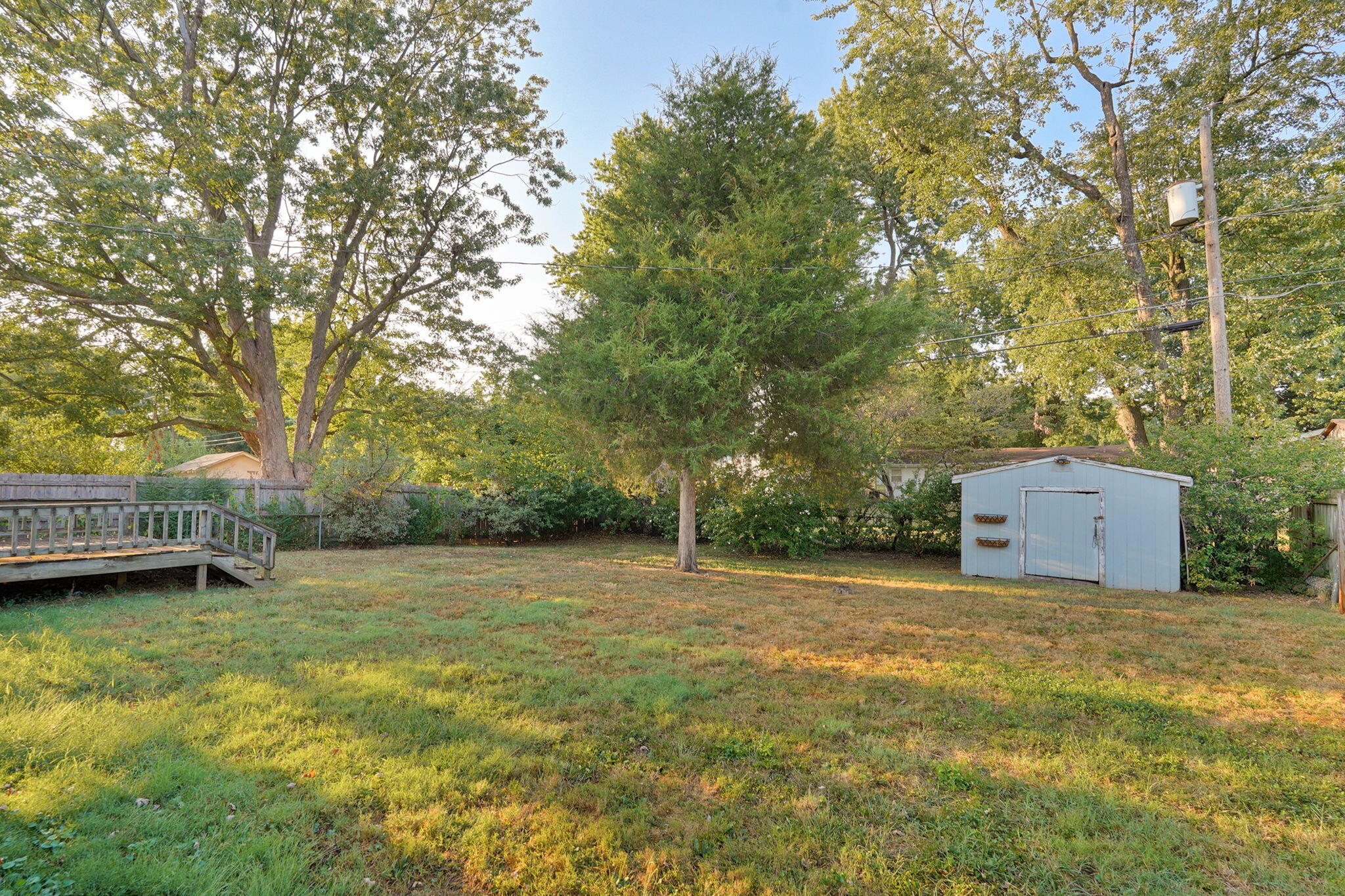 1533 East Broadmoor Street Property Photo 27