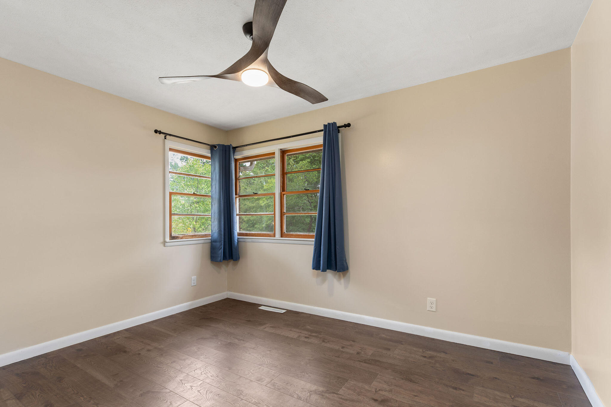 3429 South Franklin Avenue Property Photo 14