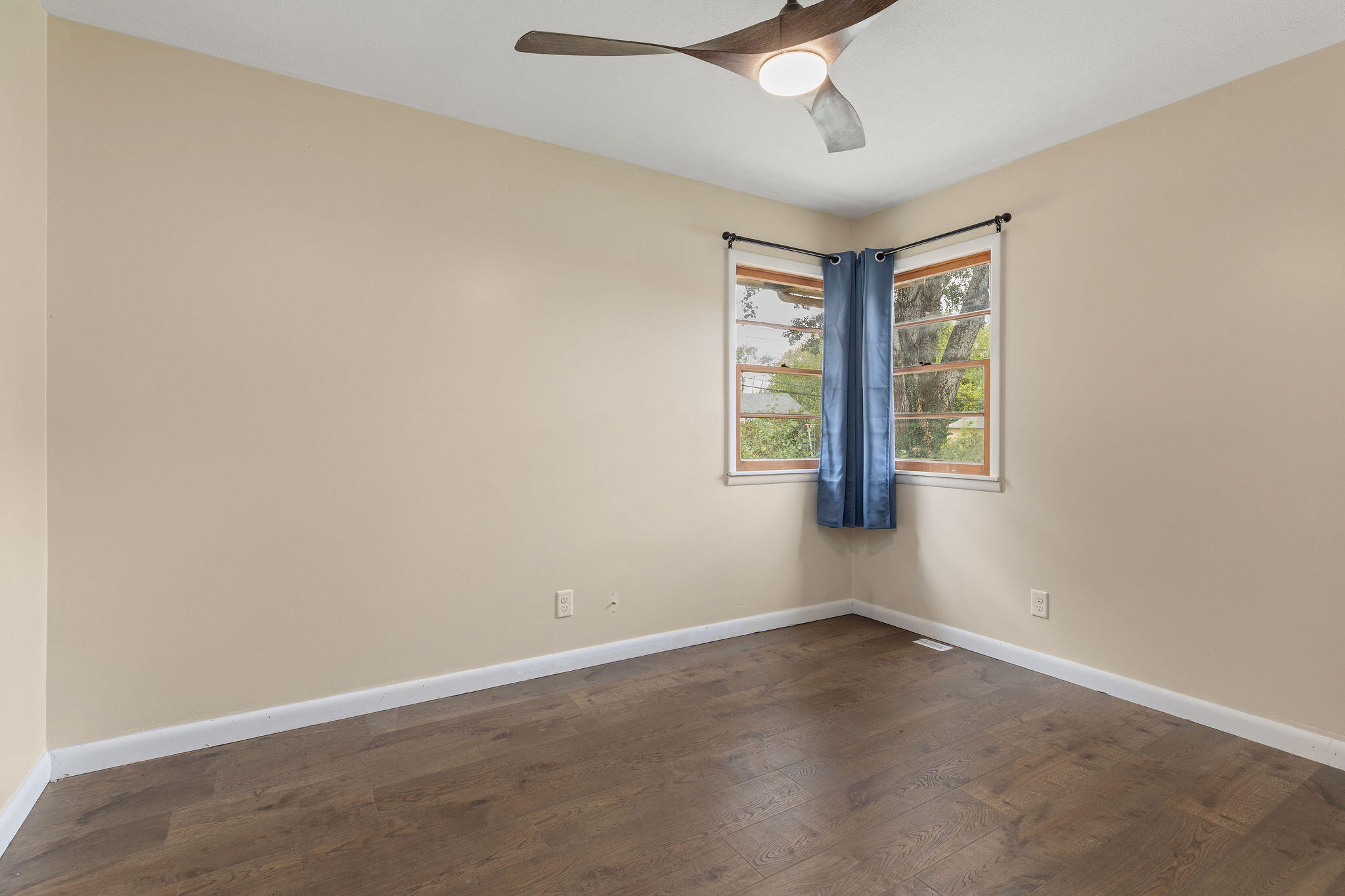 3429 South Franklin Avenue Property Photo 15