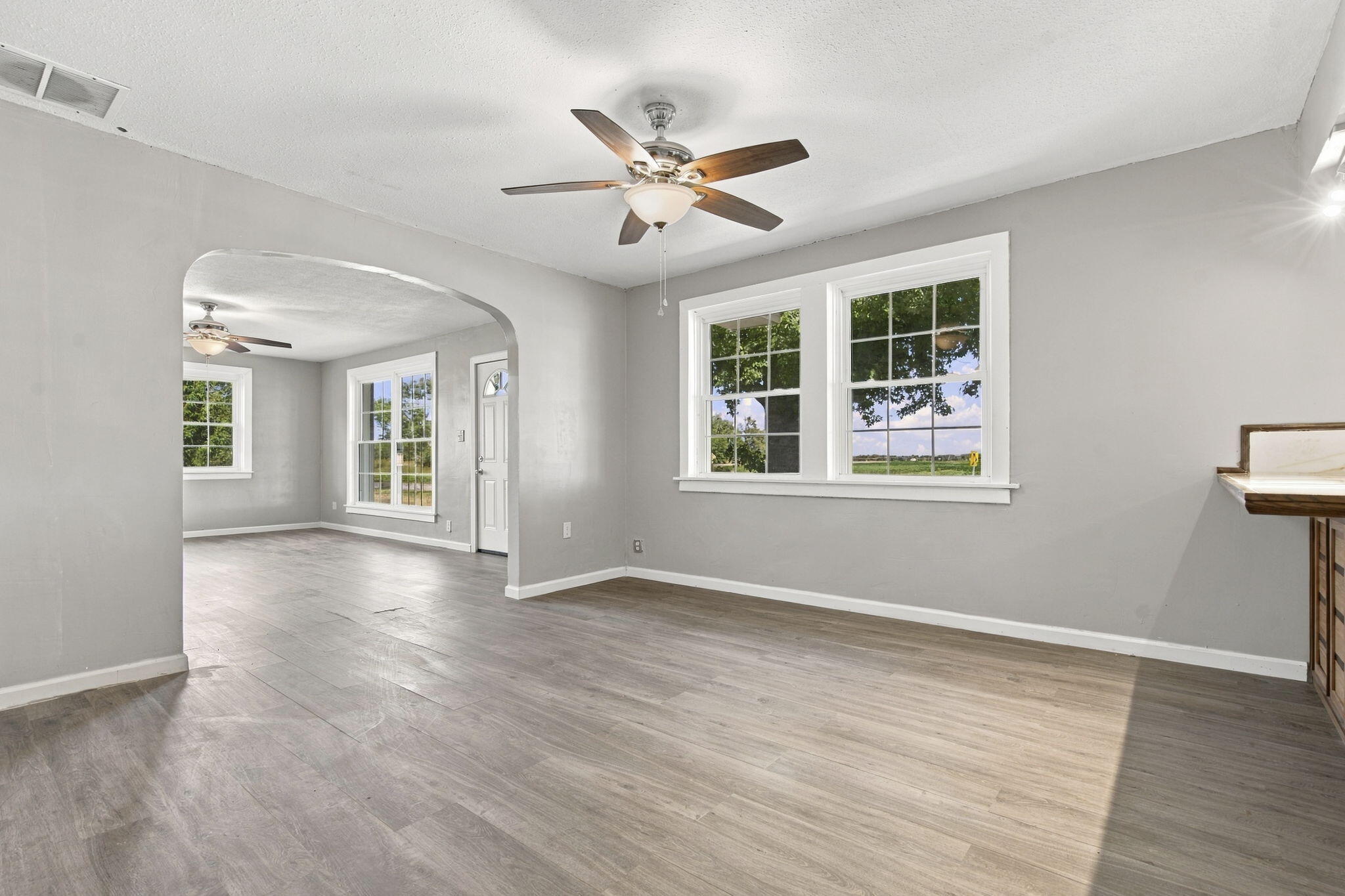 625 Oneil Street Property Photo 8