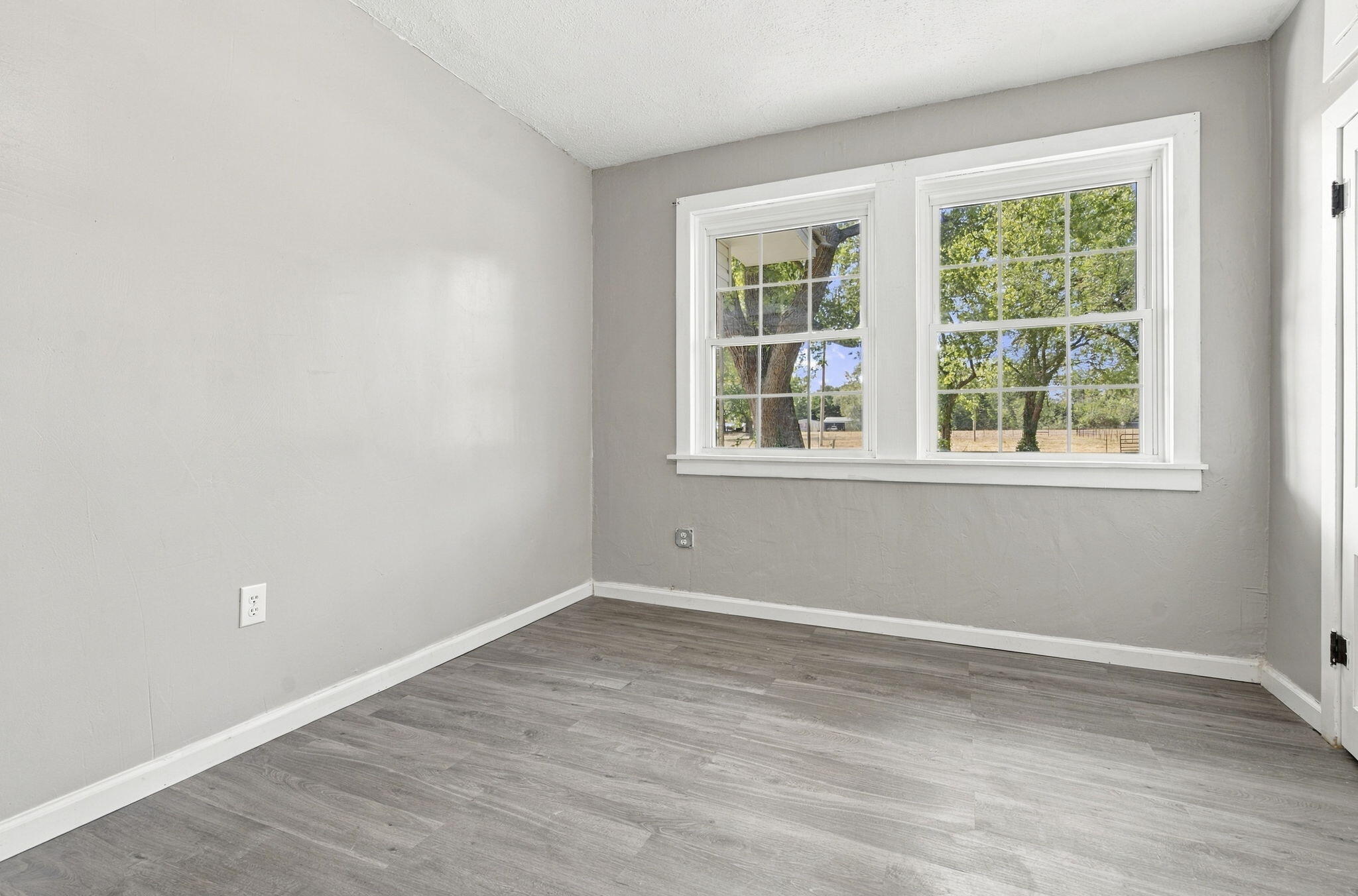 625 Oneil Street Property Photo 14