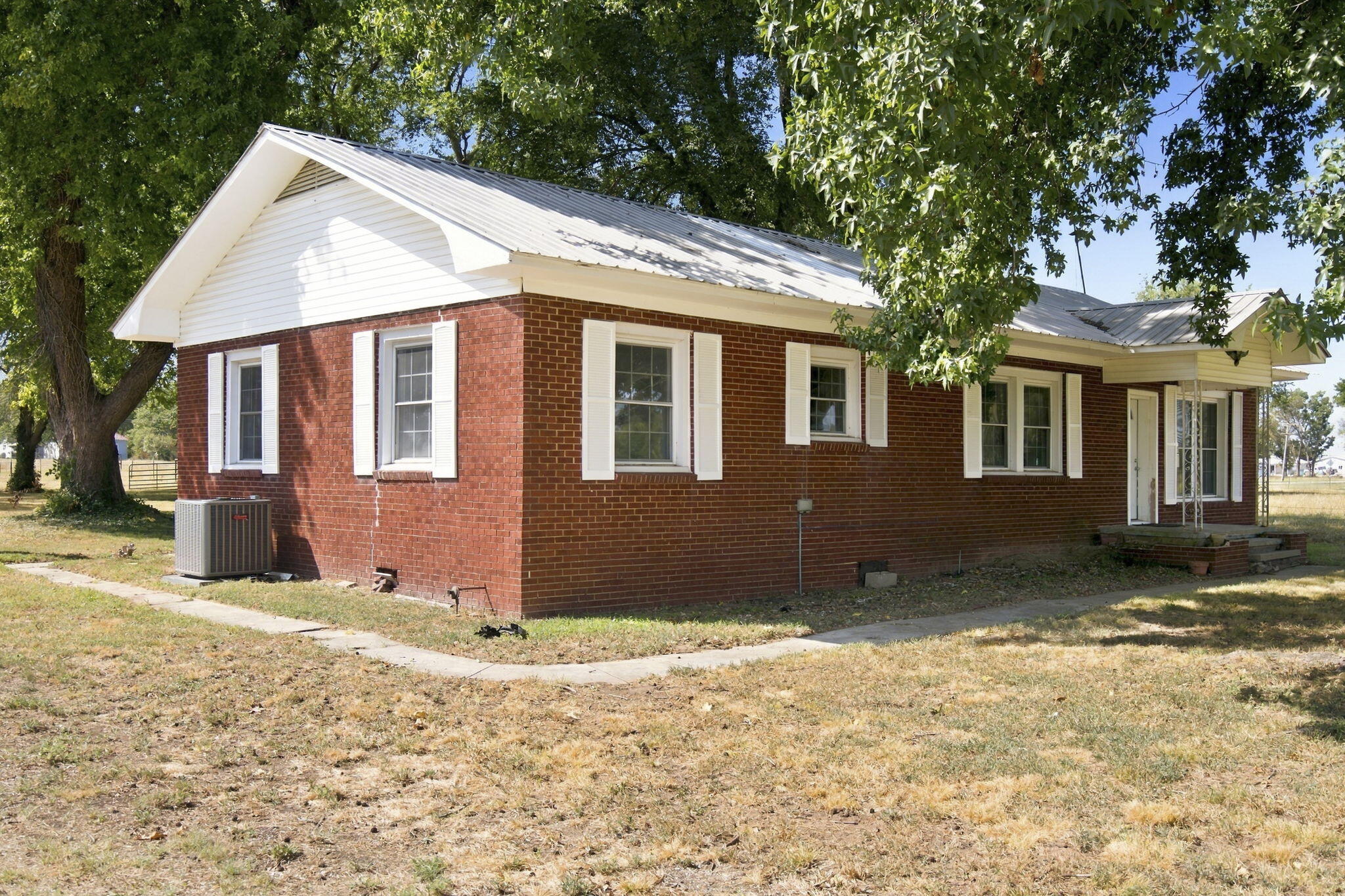 625 Oneil Street Property Photo 42