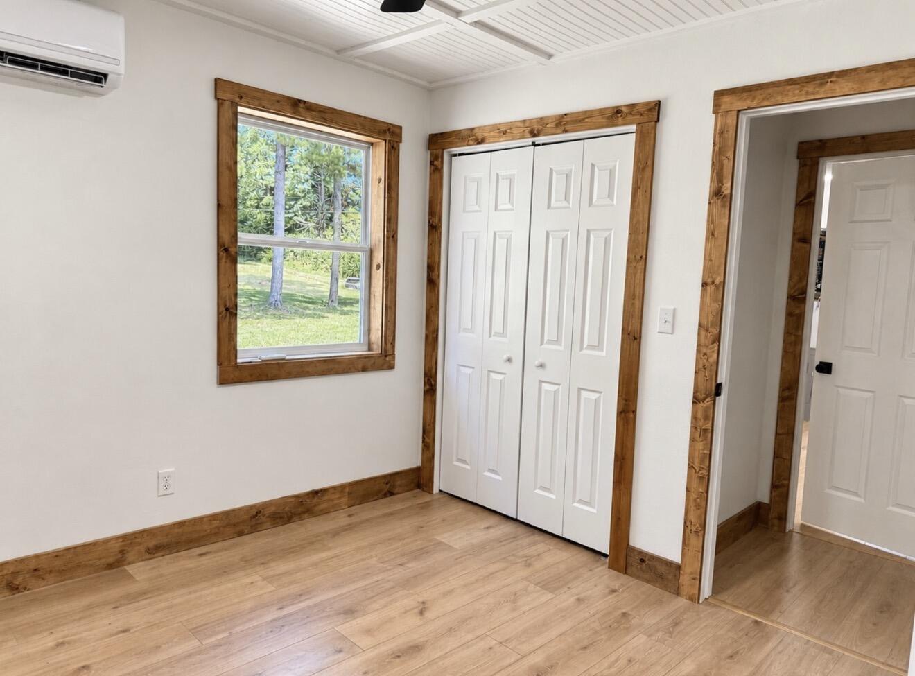 2610 Paula Drive Property Photo 17