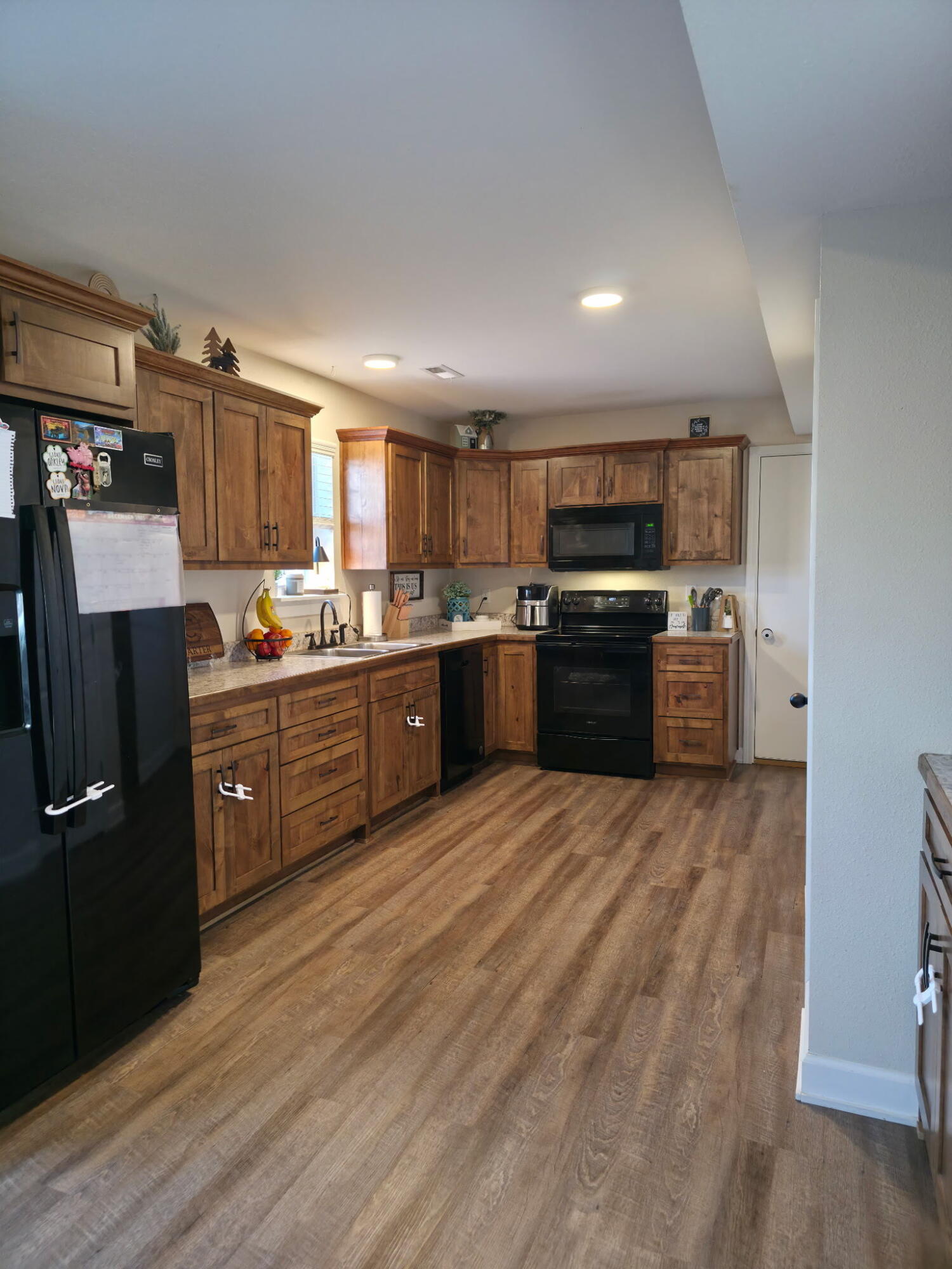 105 West Craig Street Property Photo 11