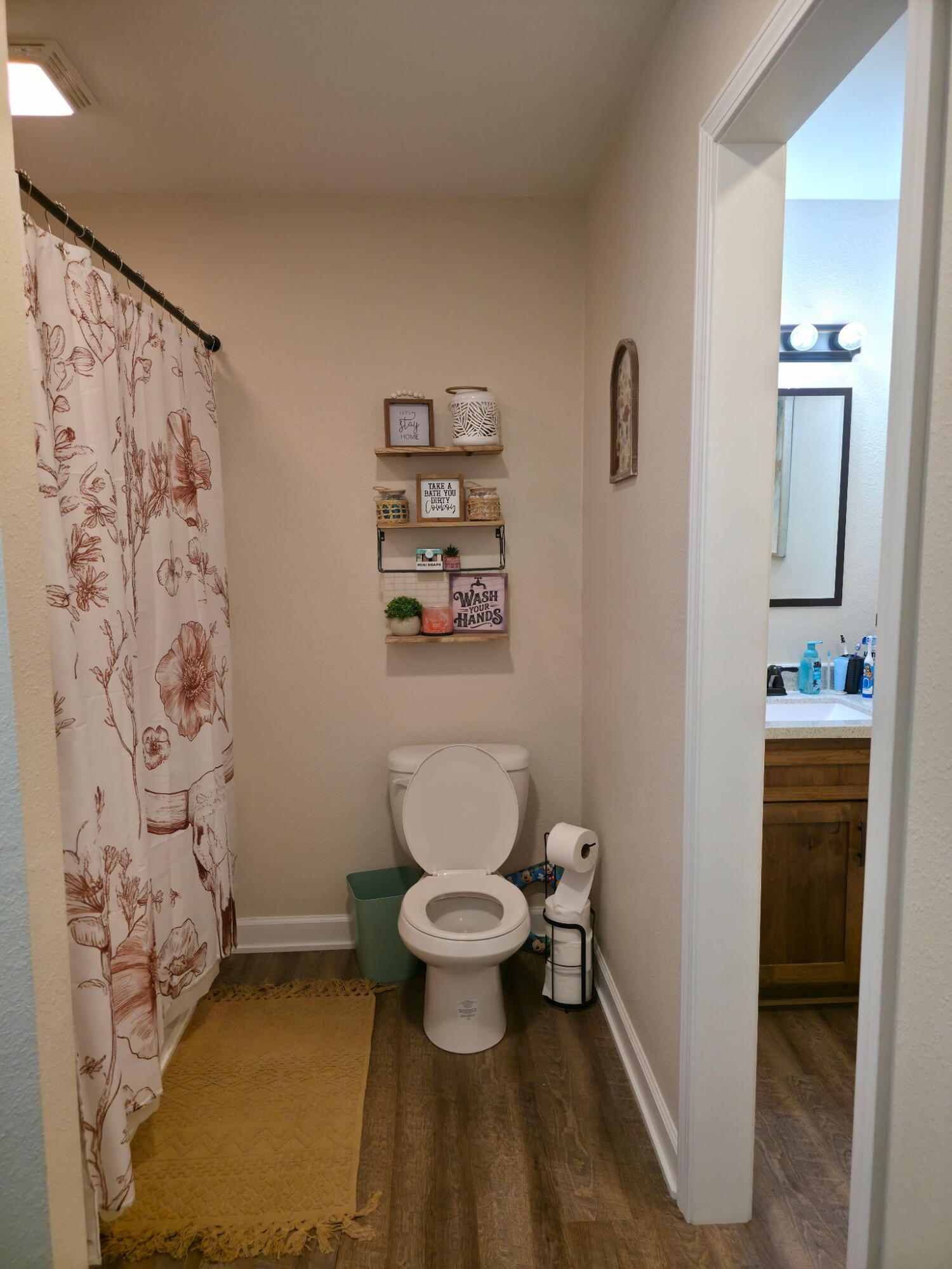 105 West Craig Street Property Photo 21