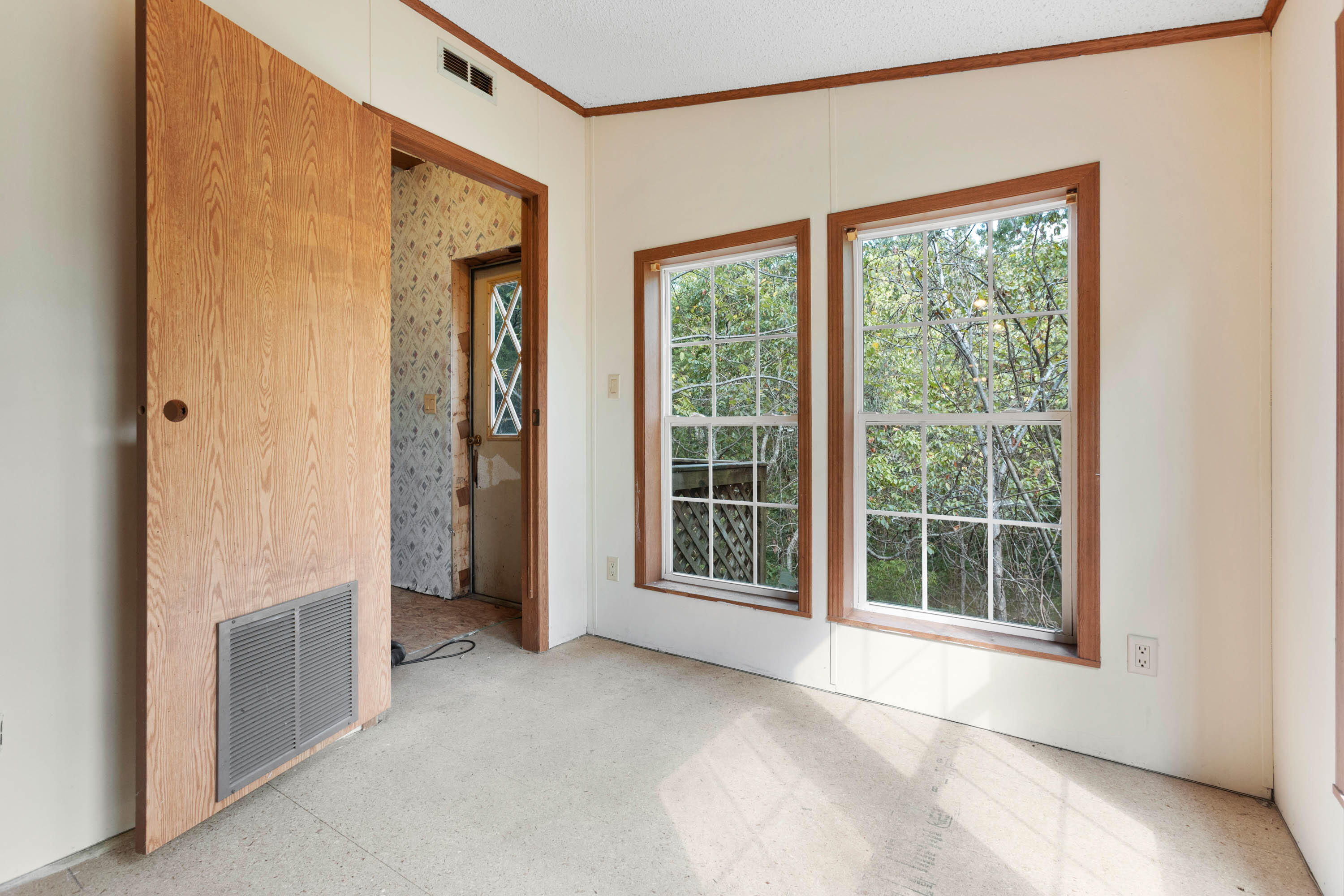126 Sunny Lane Property Photo 15