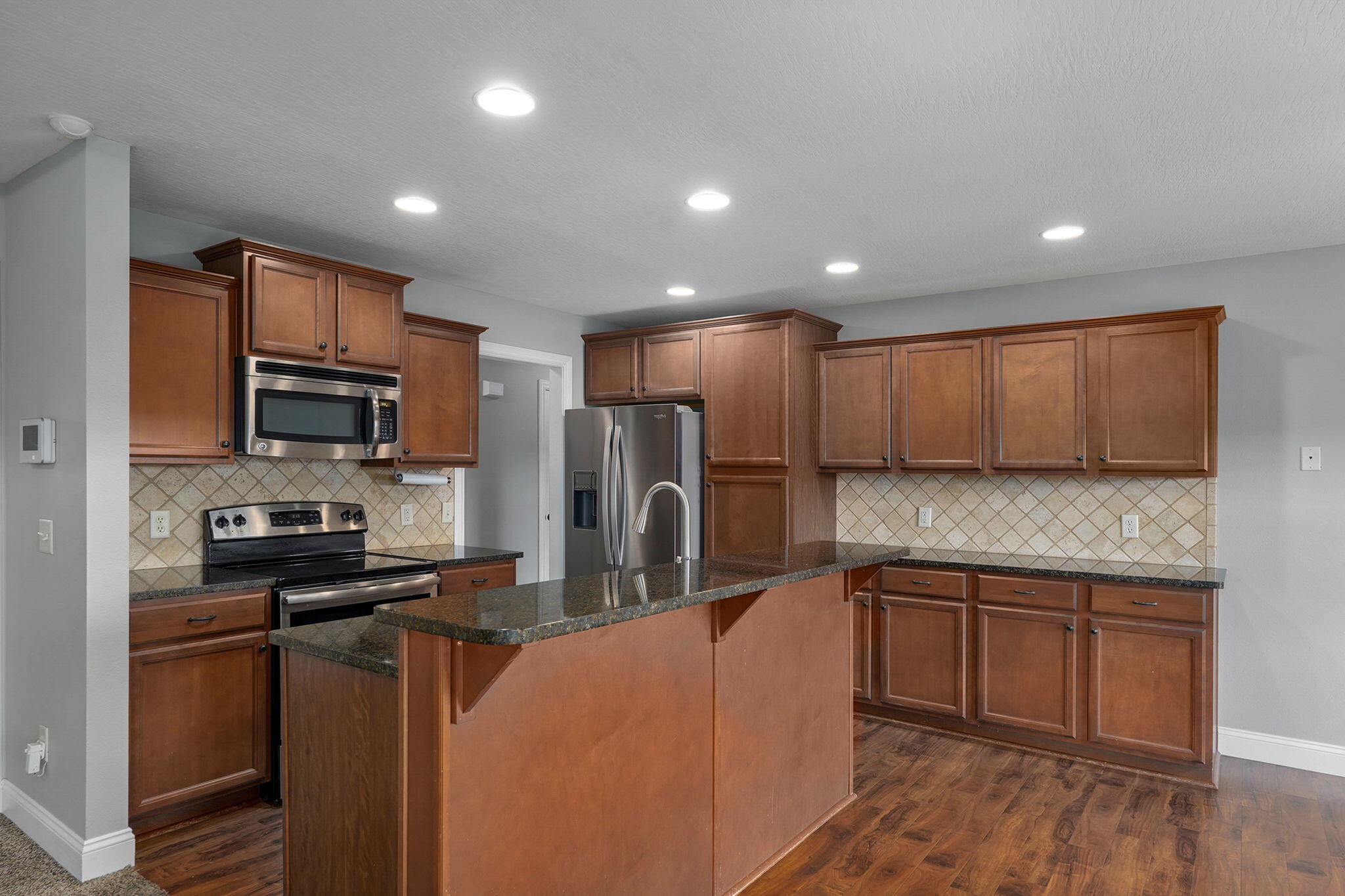 1140 South Erika Avenue Property Photo 10