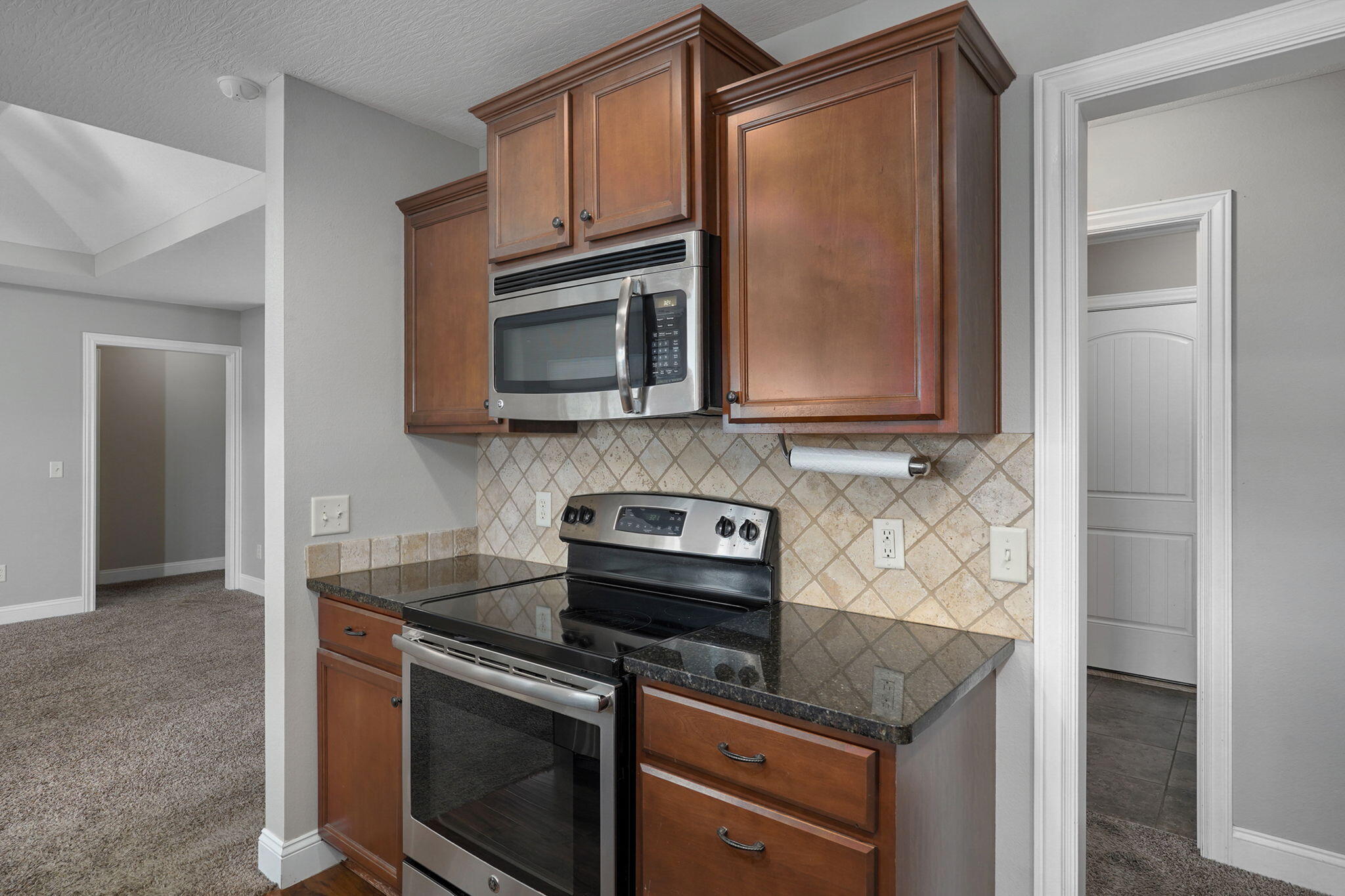 1140 South Erika Avenue Property Photo 12