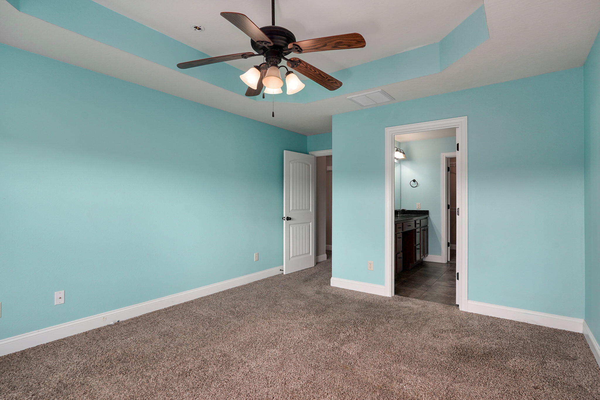 1140 South Erika Avenue Property Photo 16