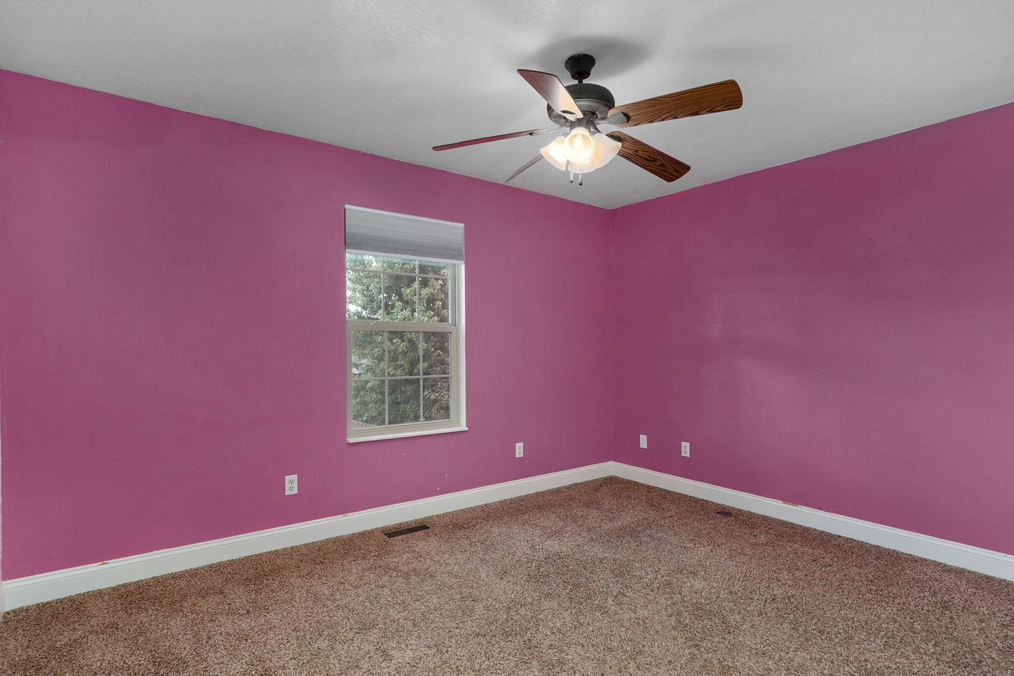 1140 South Erika Avenue Property Photo 23