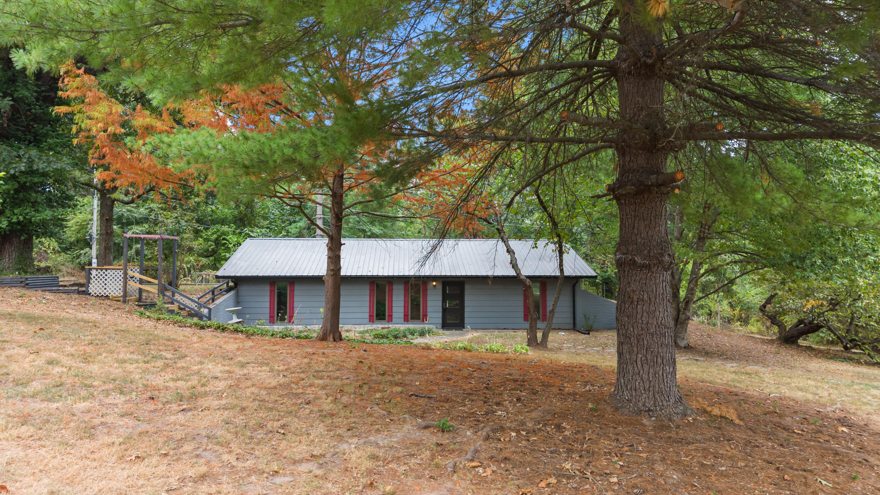 1605 Chappell Drive Property Photo 3