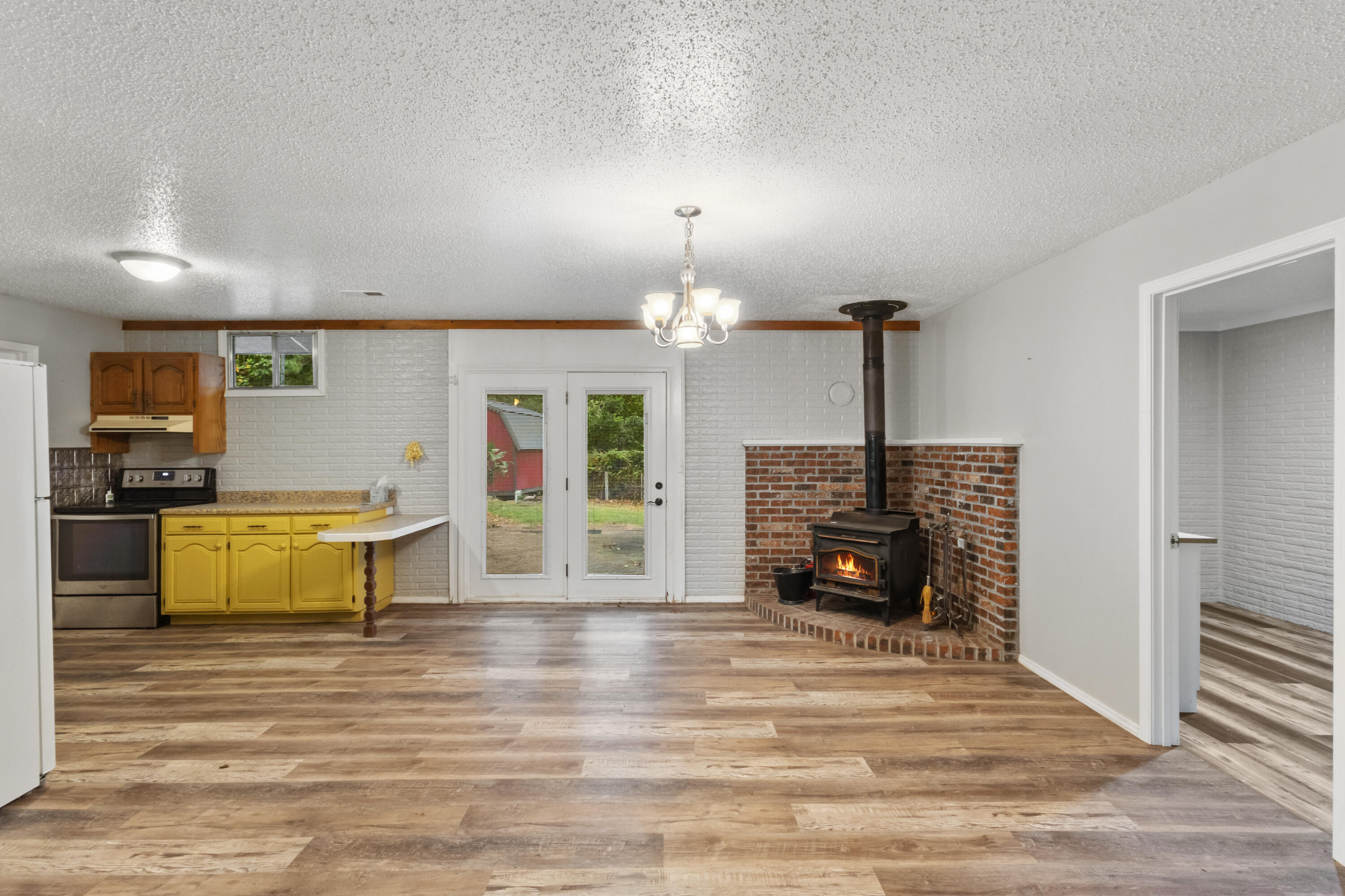 1605 Chappell Drive Property Photo 8