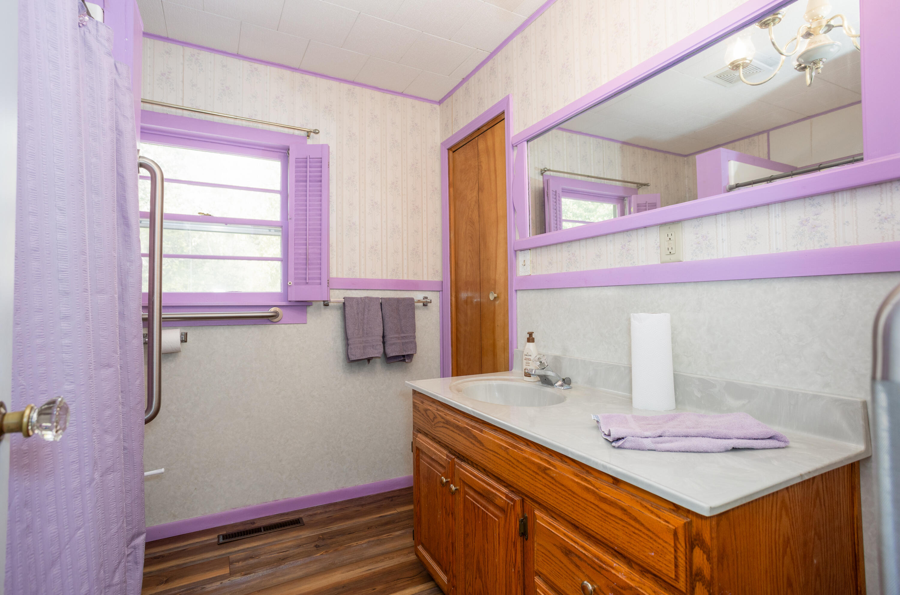 1043 South Aid Avenue Property Photo 13