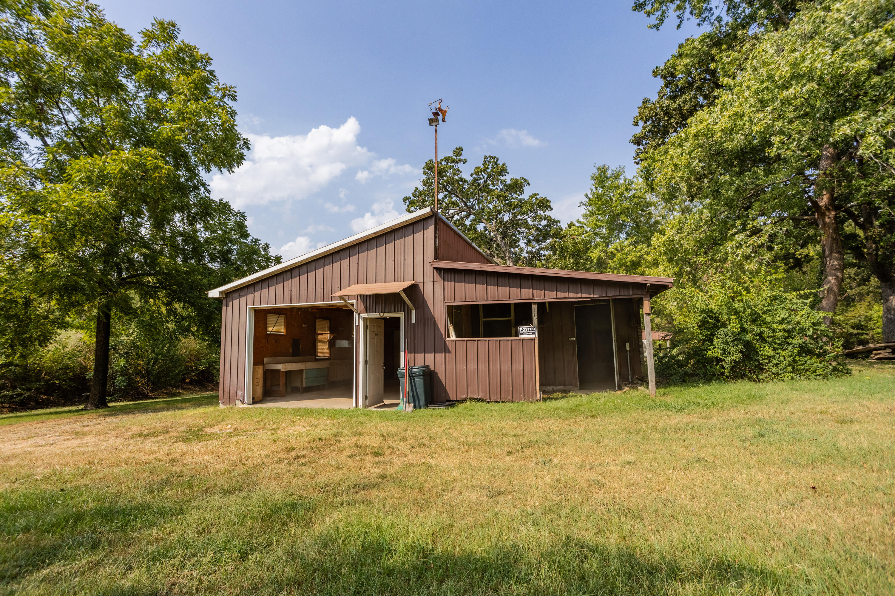 1043 South Aid Avenue Property Photo 26