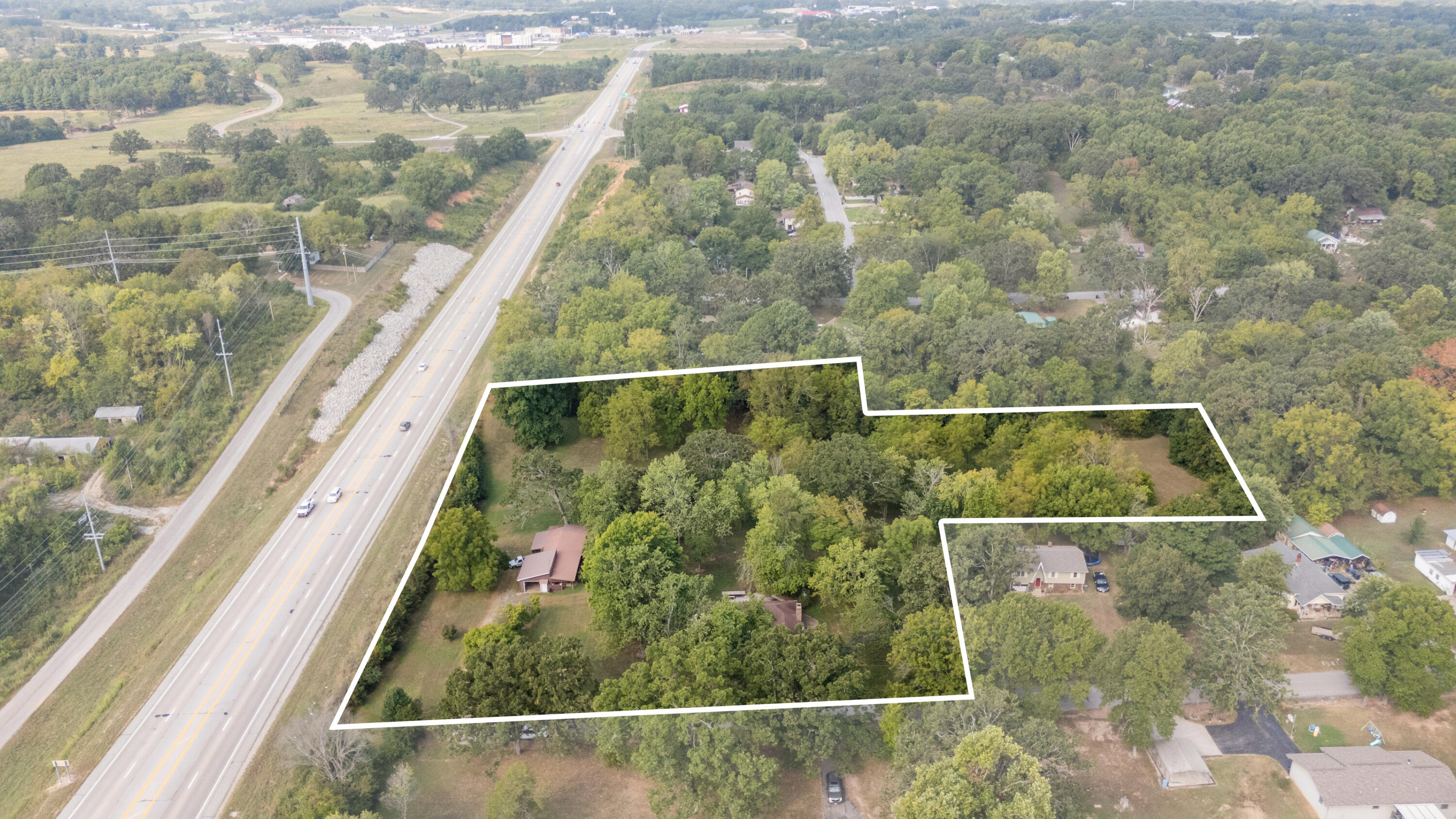 1043 South Aid Avenue Property Photo 32