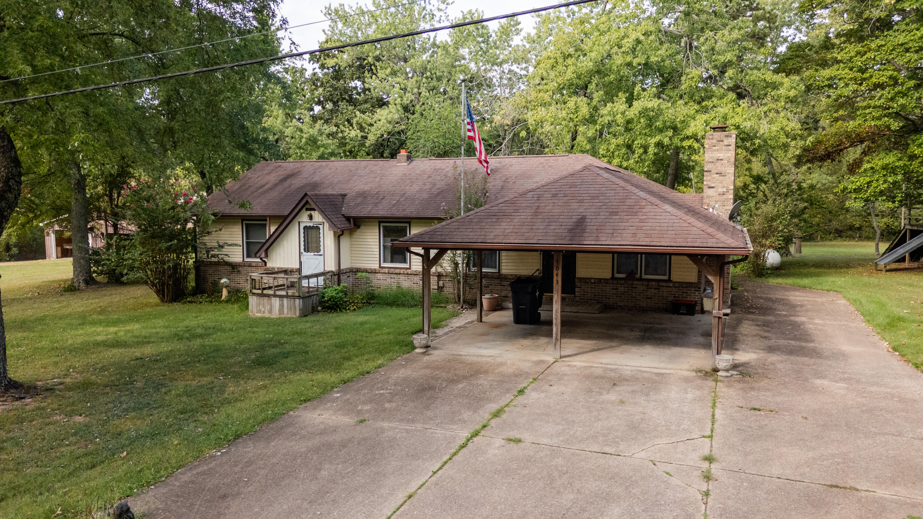 1043 South Aid Avenue Property Photo 33