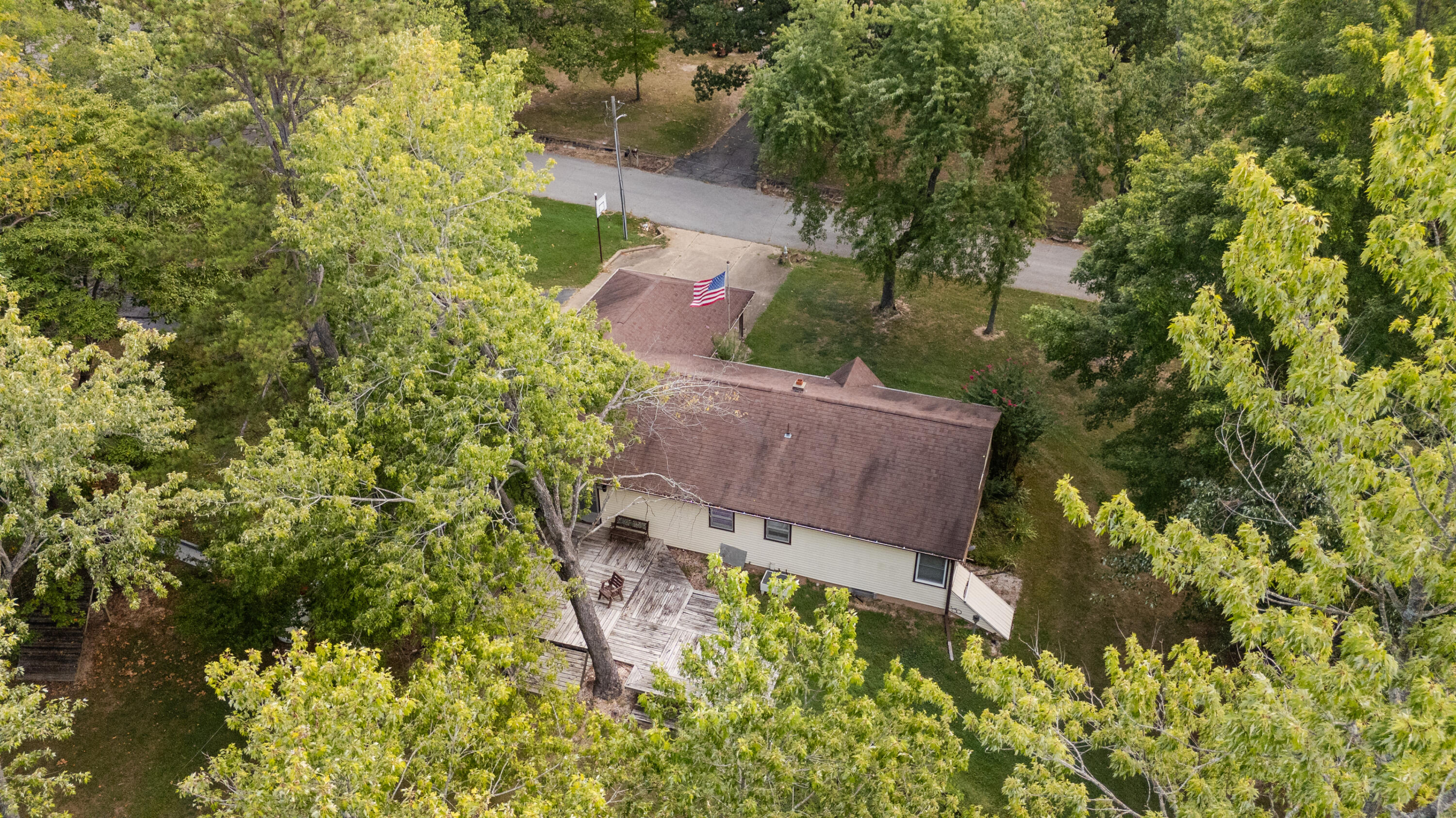 1043 South Aid Avenue Property Photo 44