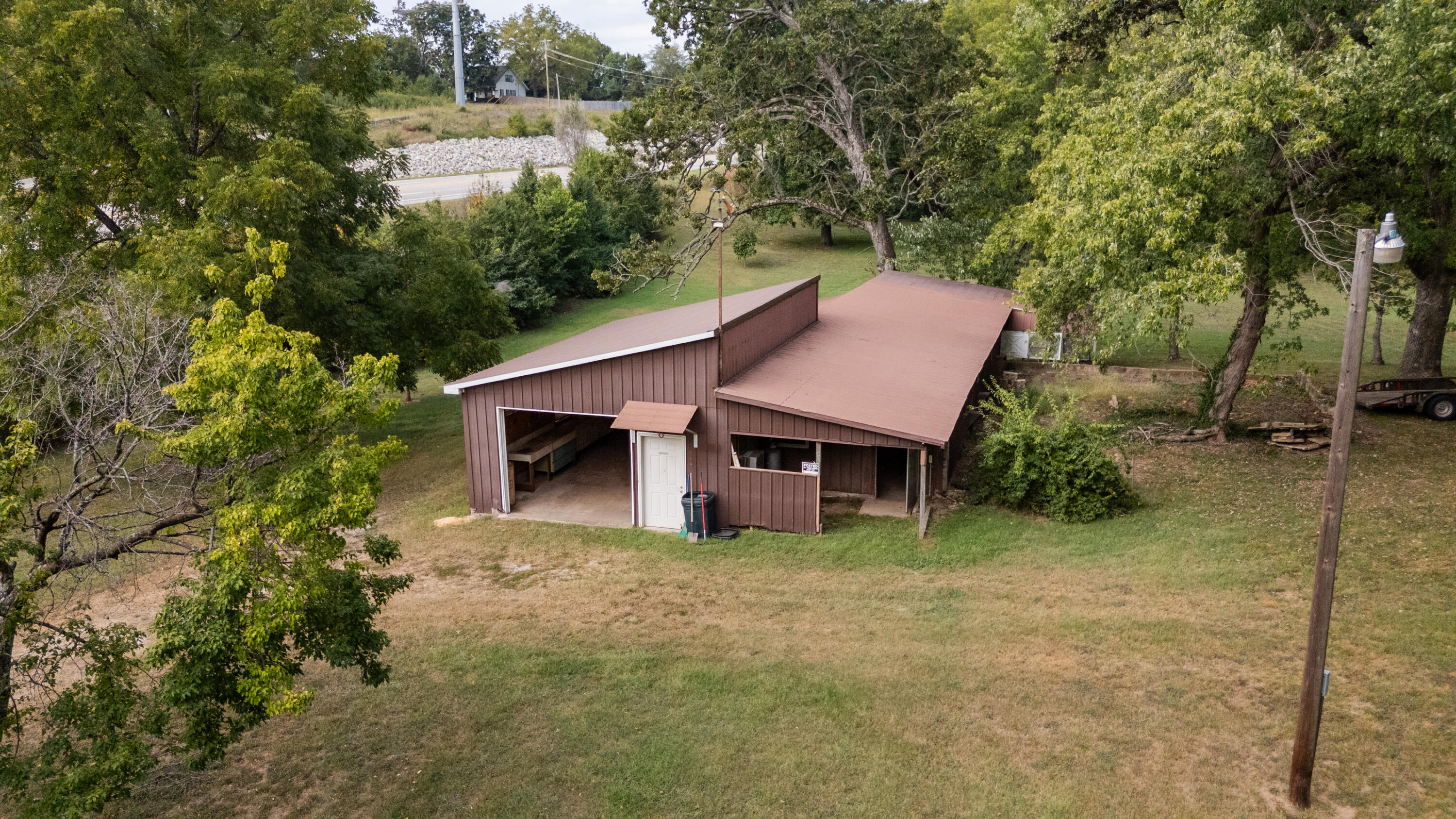 1043 South Aid Avenue Property Photo 48