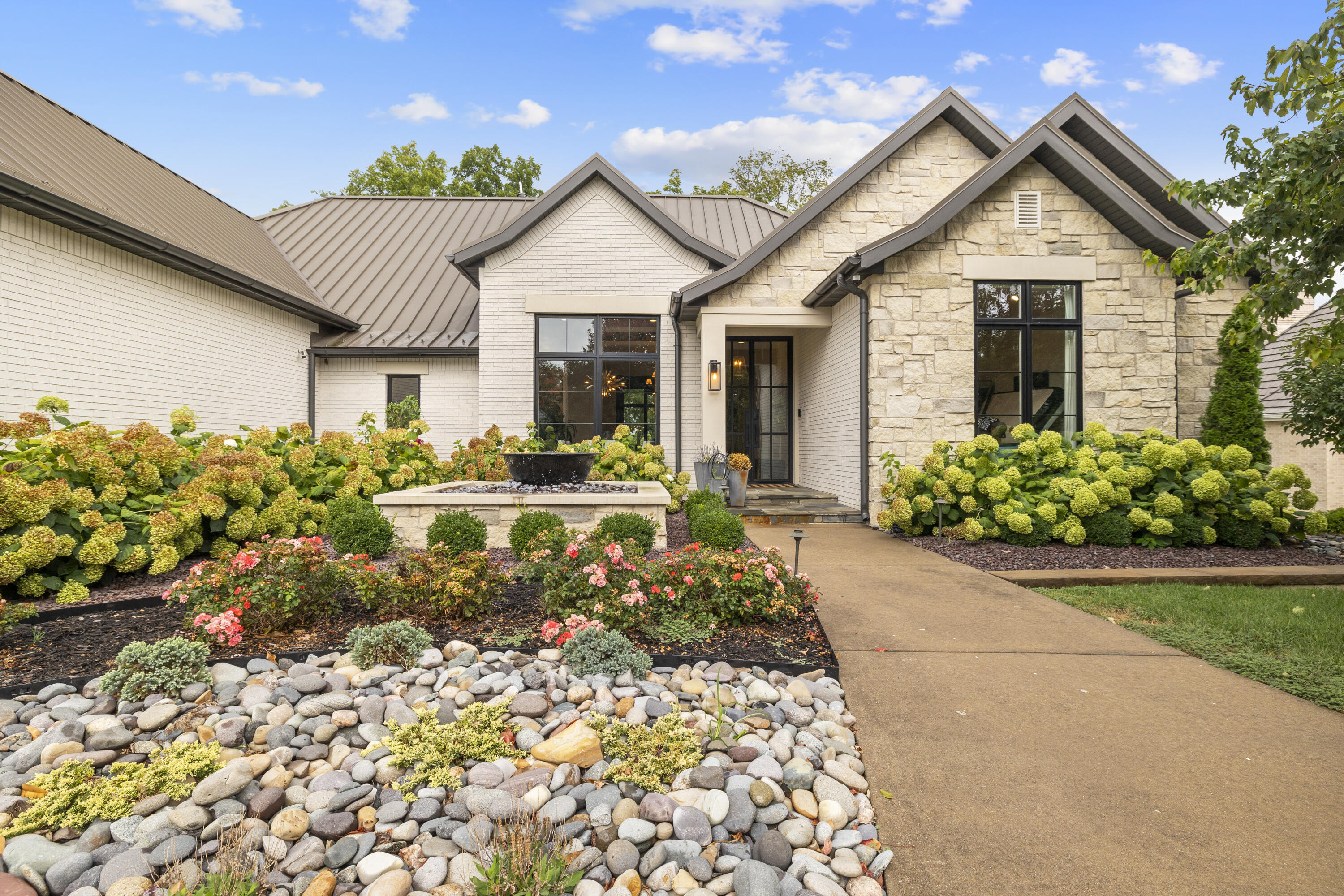 5273 South Applecross Way Property Photo 1