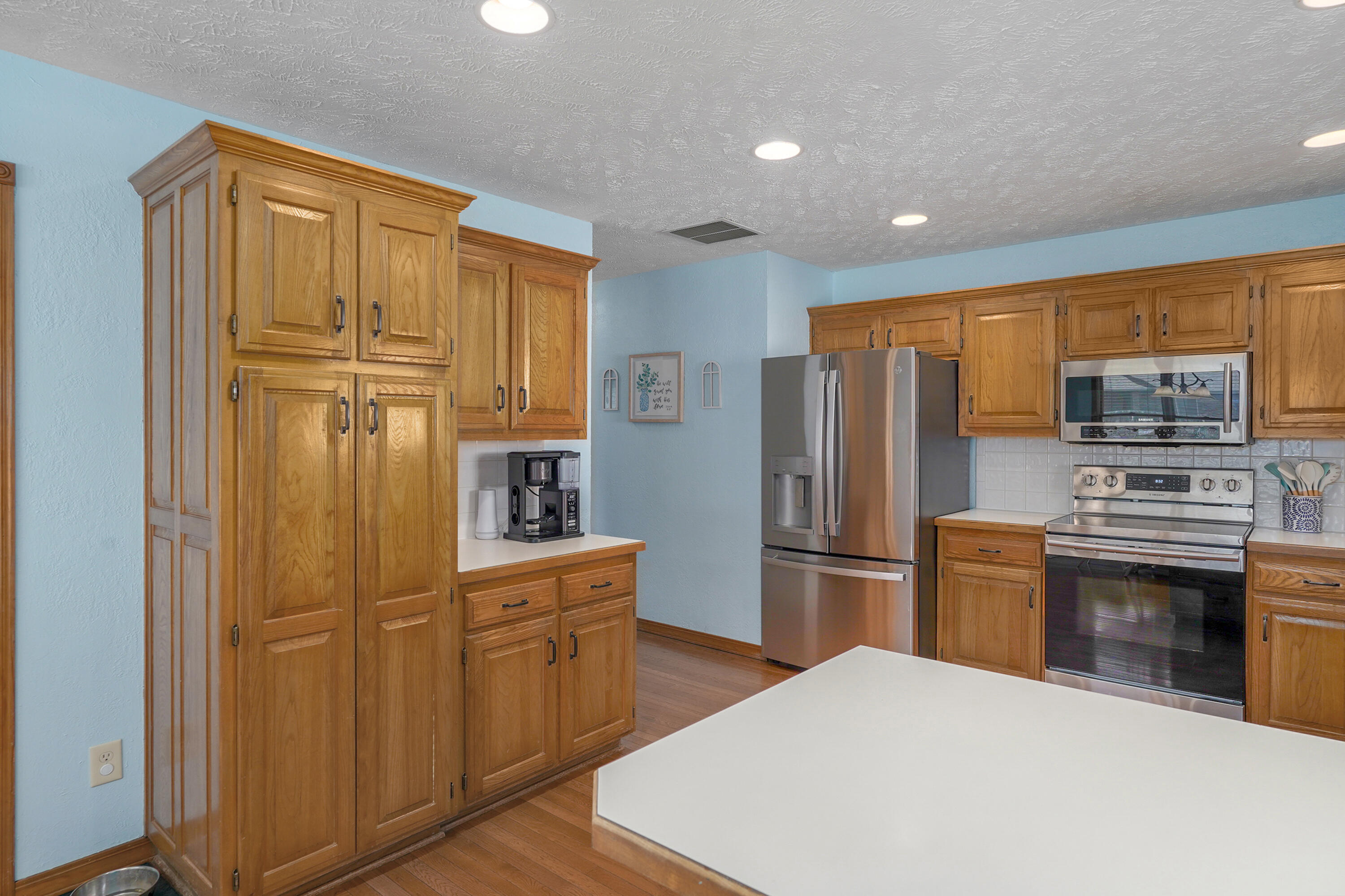 4668 South Warren Road Property Photo 15