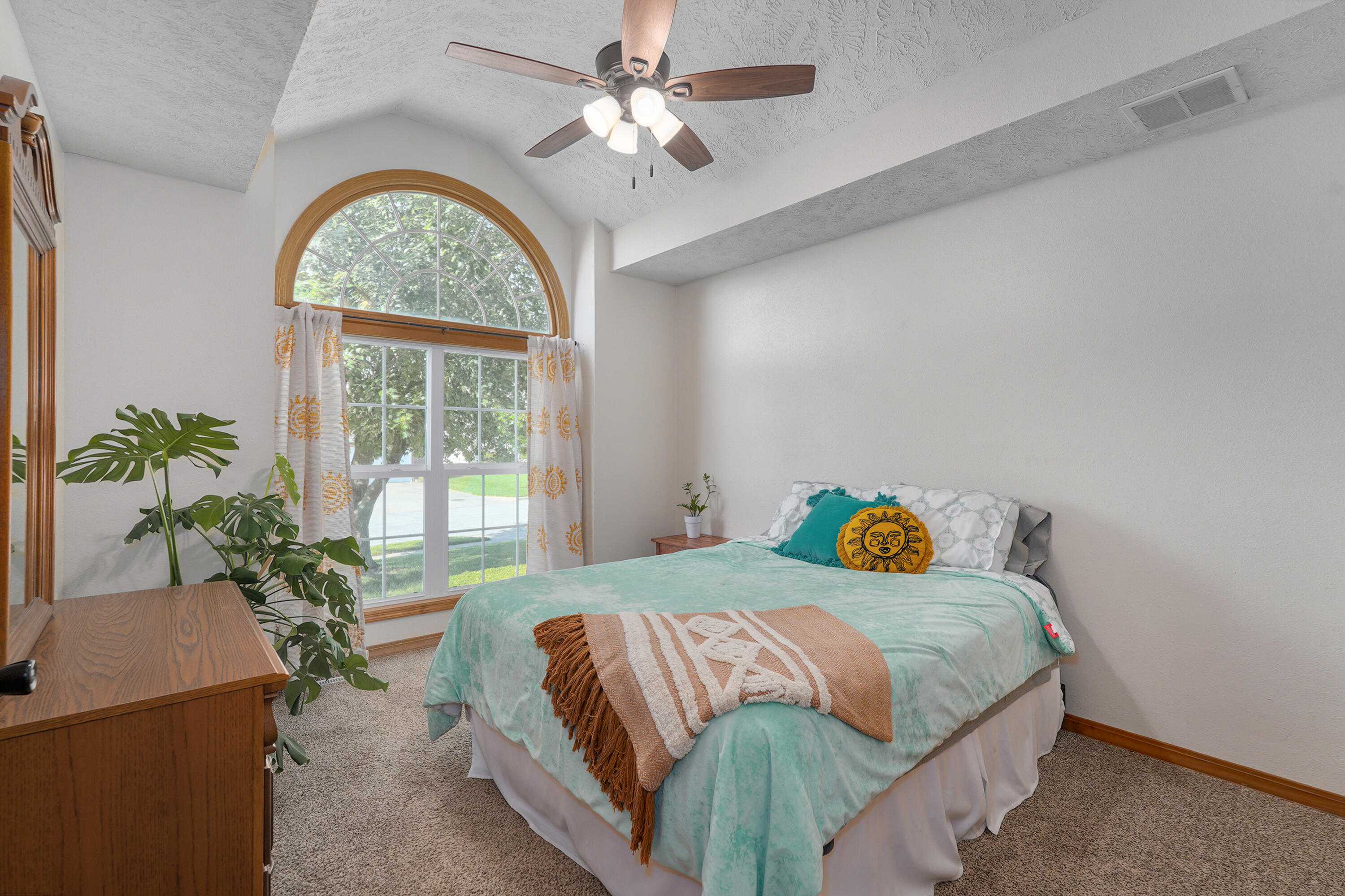 4668 South Warren Road Property Photo 17