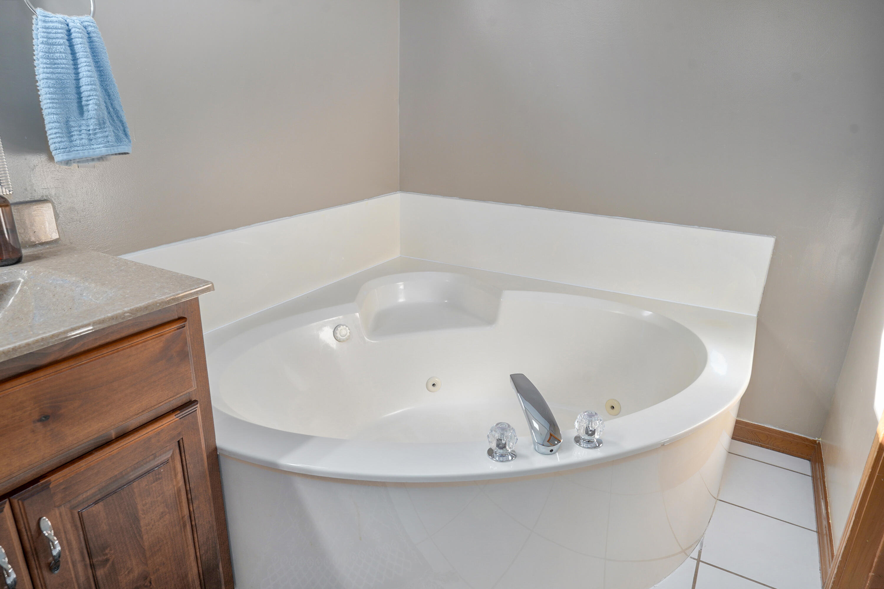 4668 South Warren Road Property Photo 25