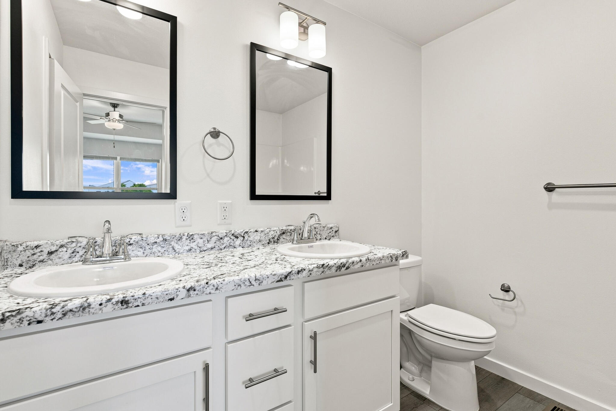 2565 South Cheri Drive Property Photo 12