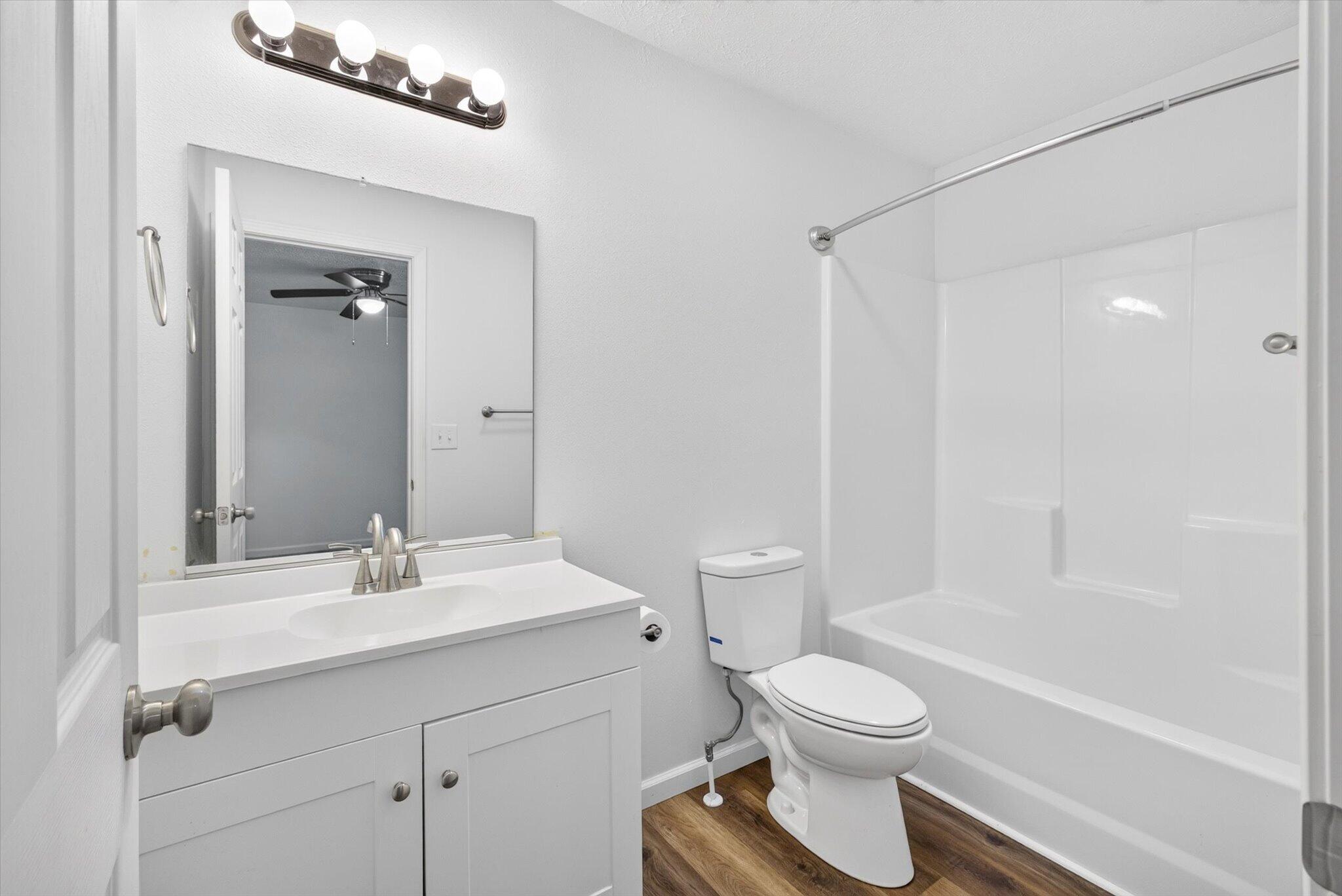 307 South Nettleton Avenue Property Photo 16