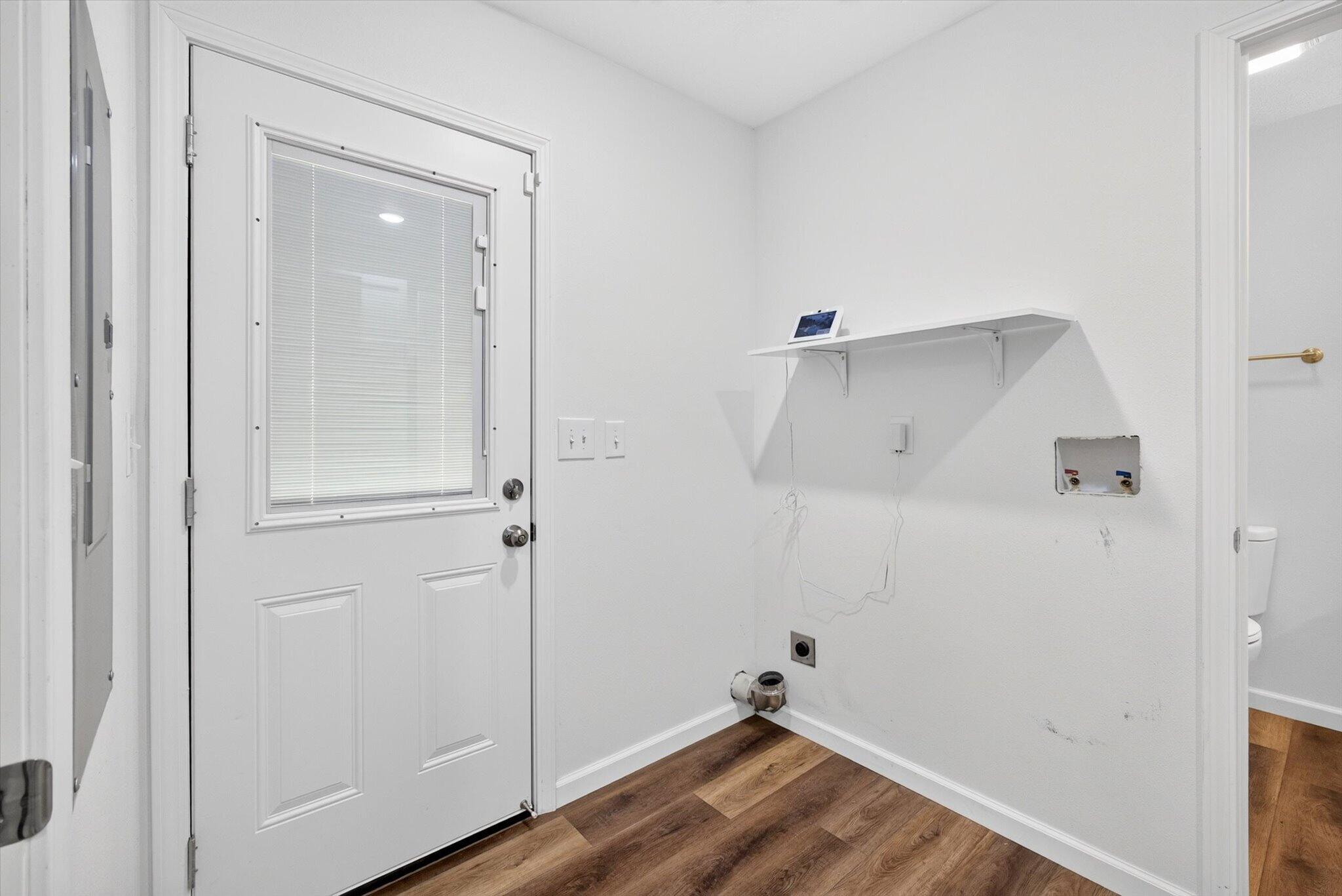 307 South Nettleton Avenue Property Photo 23
