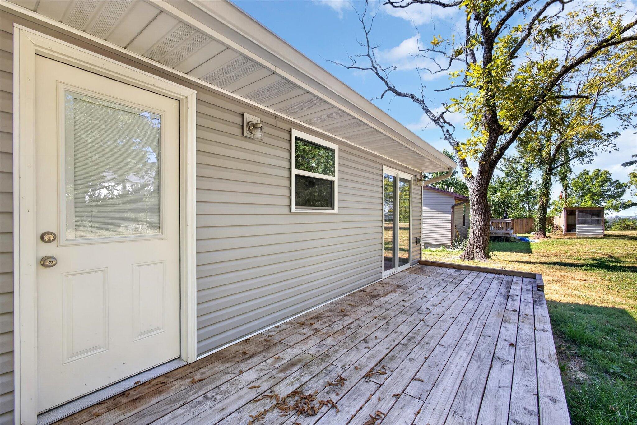 307 South Nettleton Avenue Property Photo 24