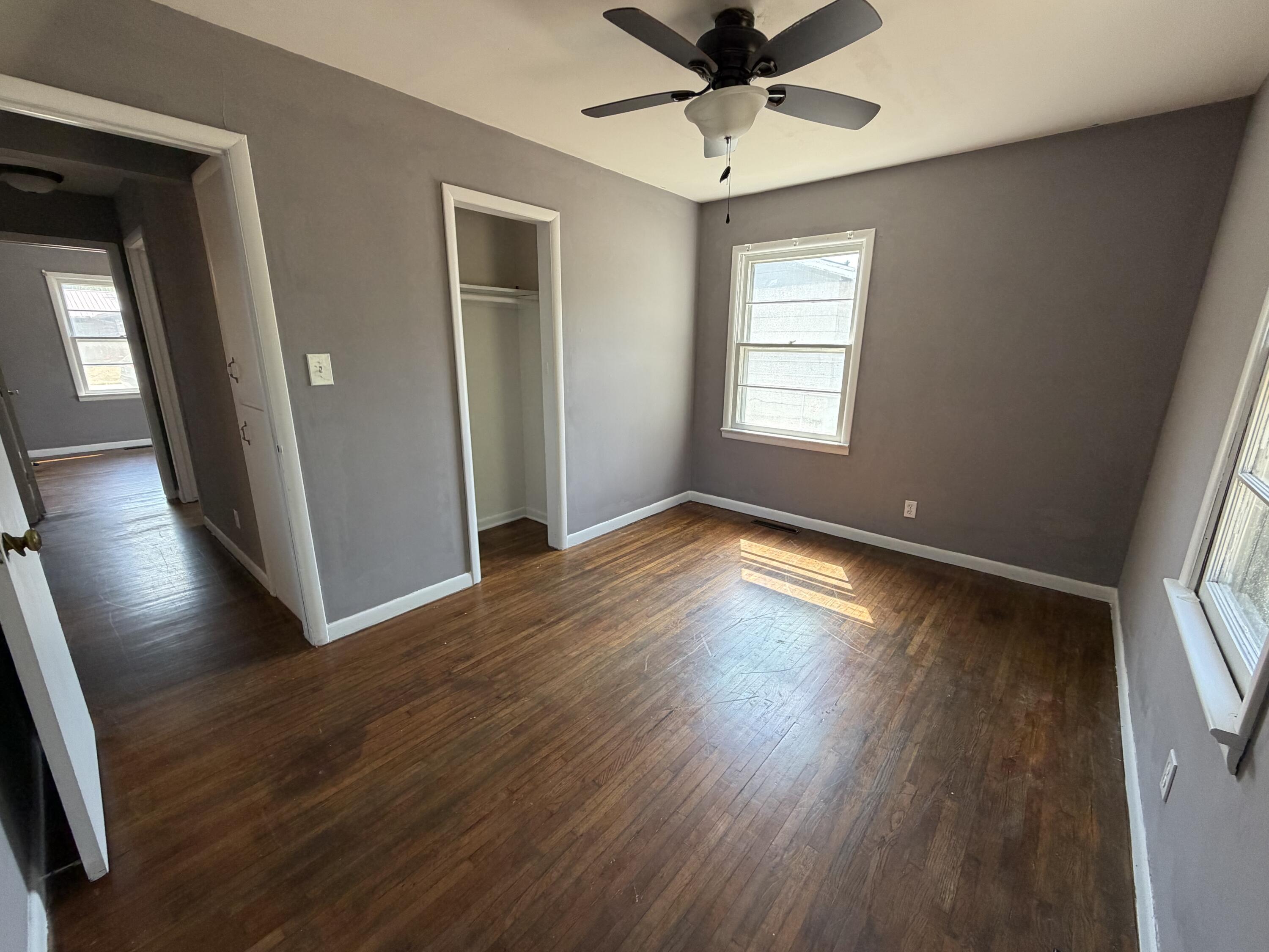 917 South East Street Property Photo 10