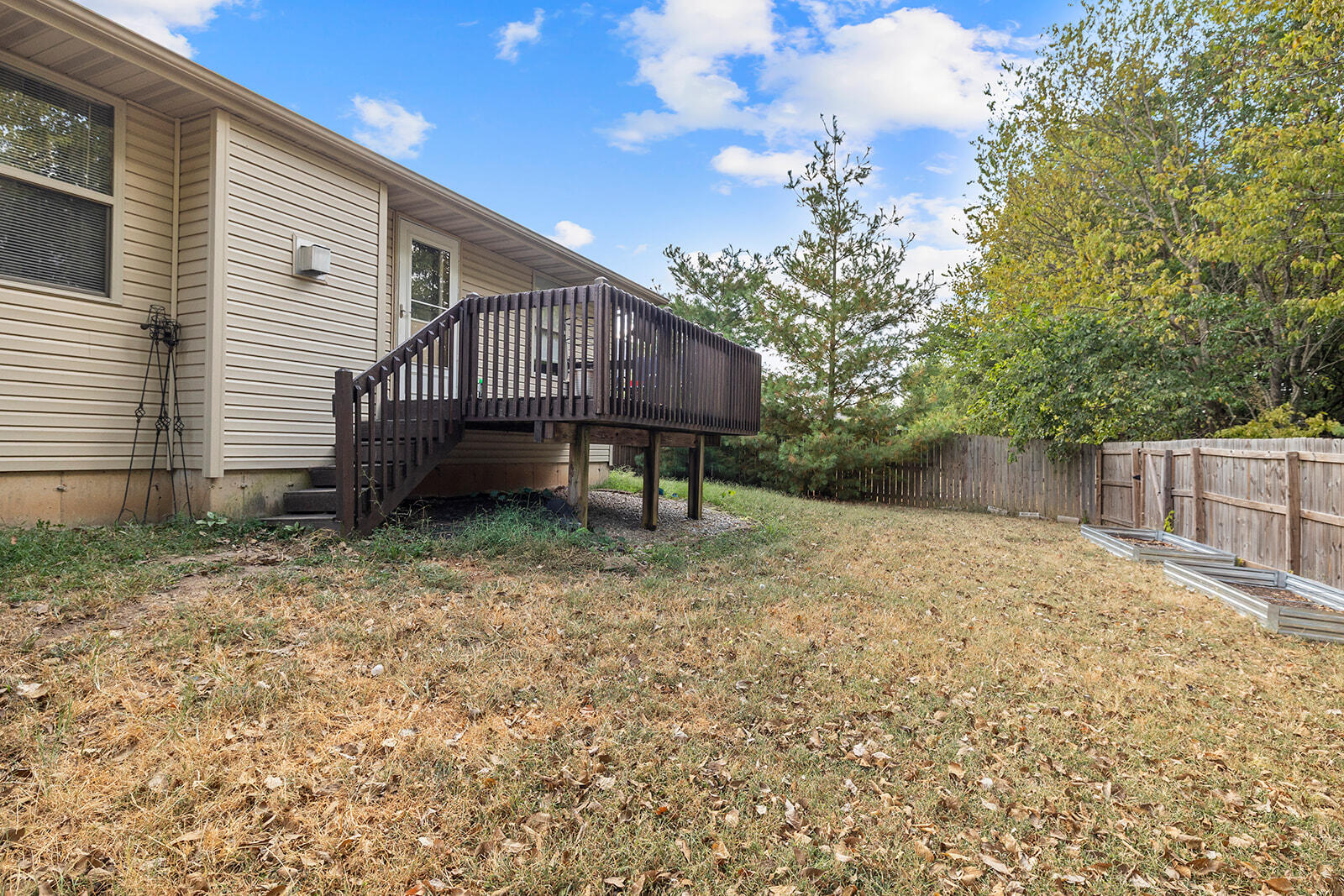 3253 East Colonial Street Property Photo 17