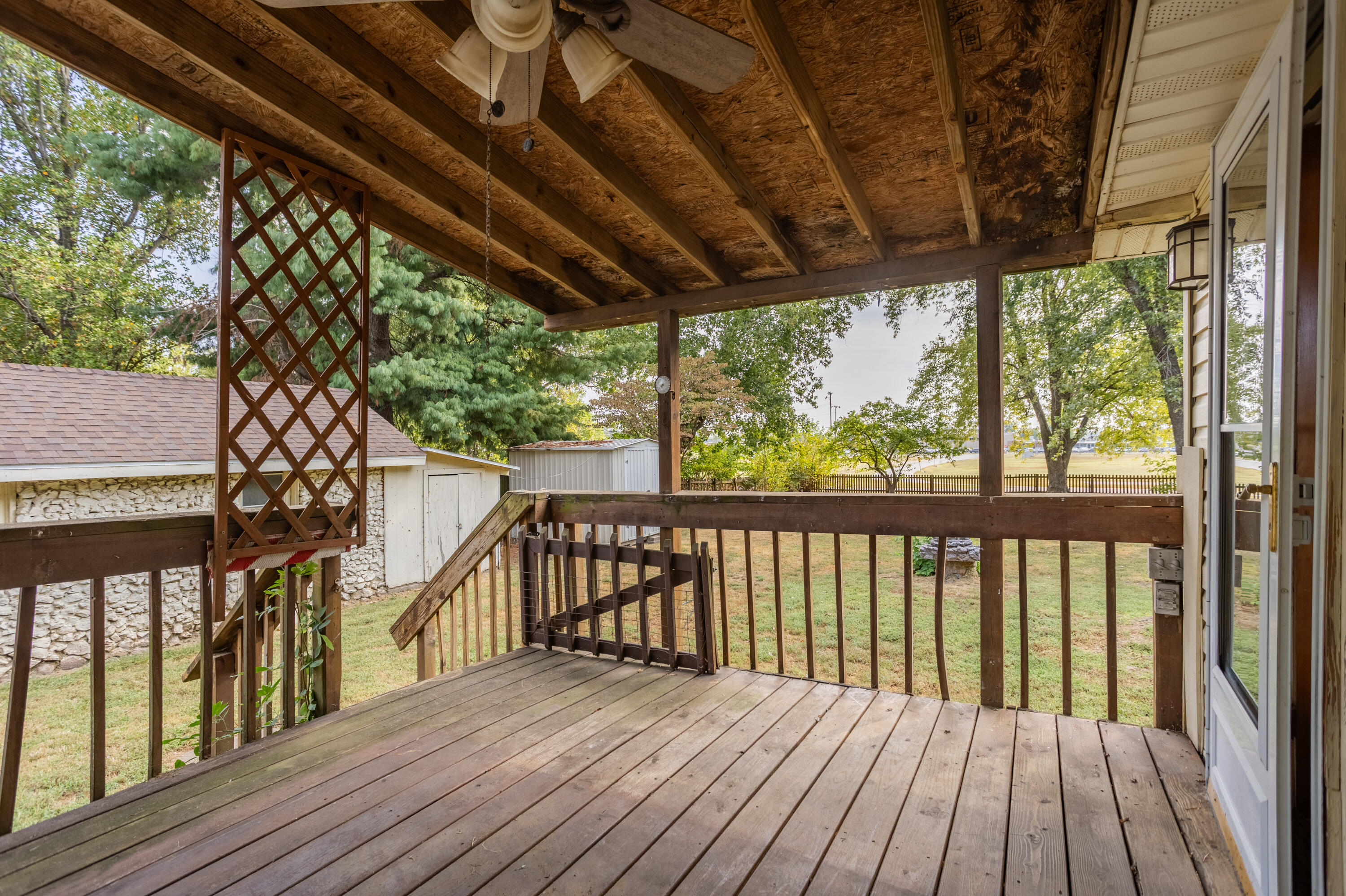 516 North Pine Avenue Property Photo 18