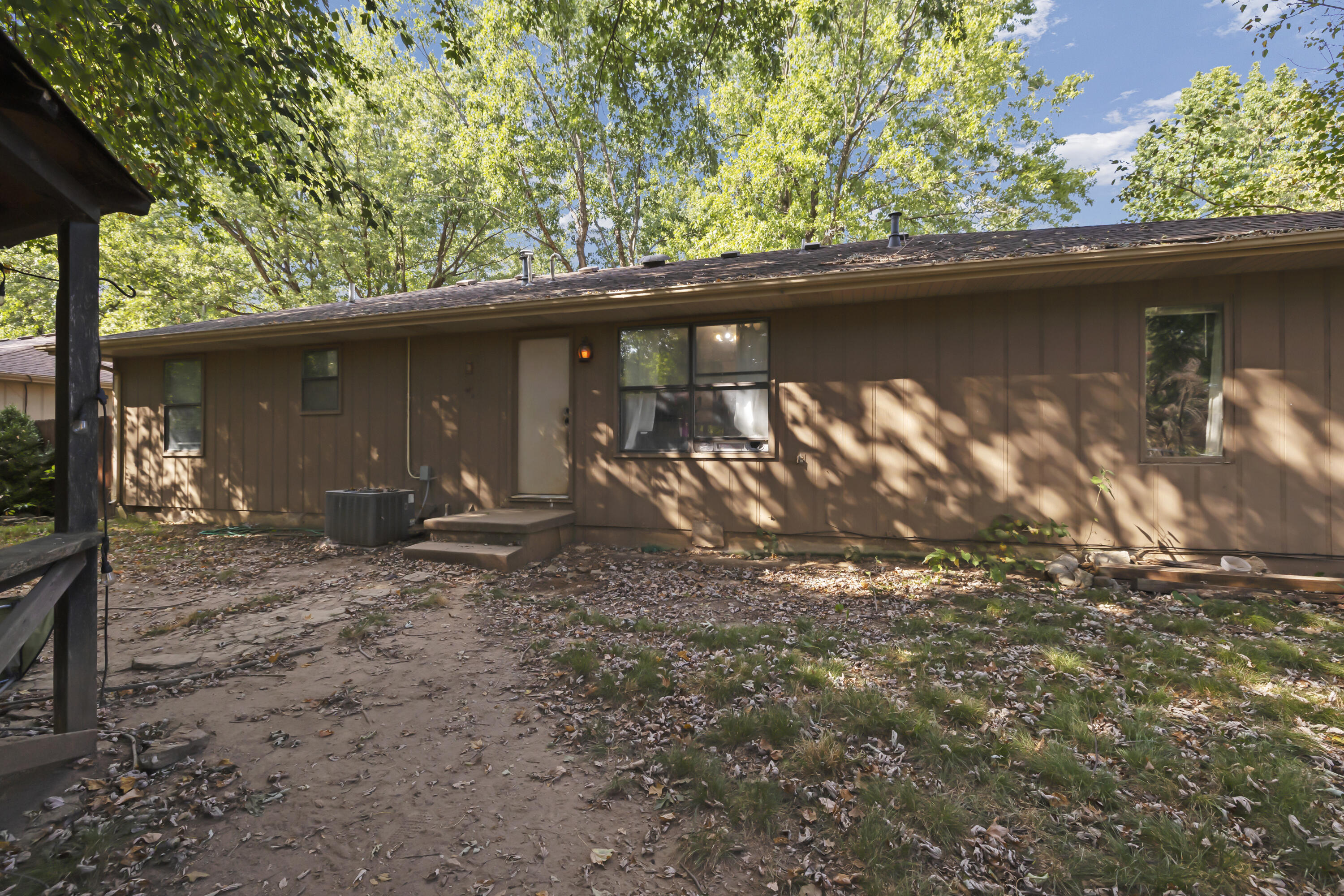212 East Deanna Lane Property Photo 21