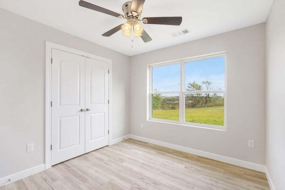 3014 North Vineyards Terrace 2 Property Photo 18