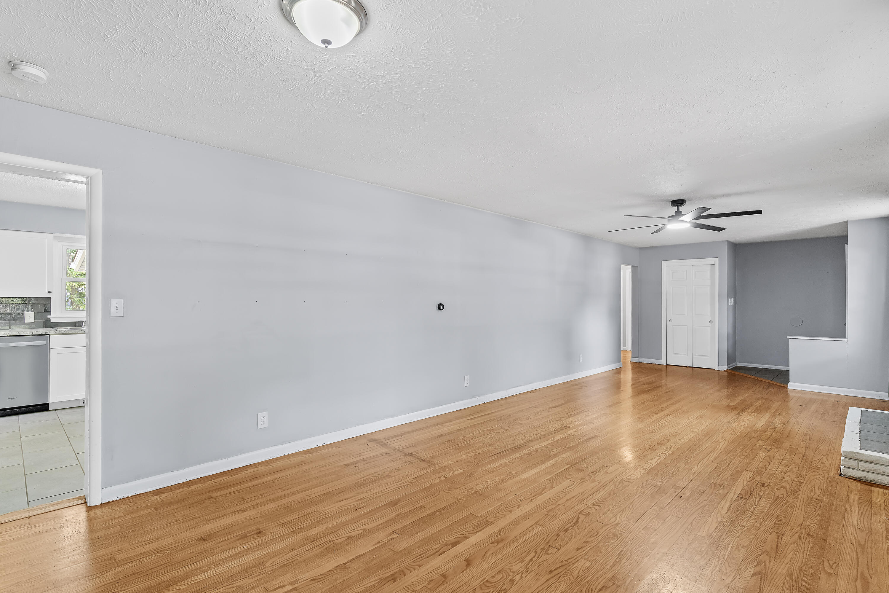 1904 South Glencrest Avenue Property Photo 7