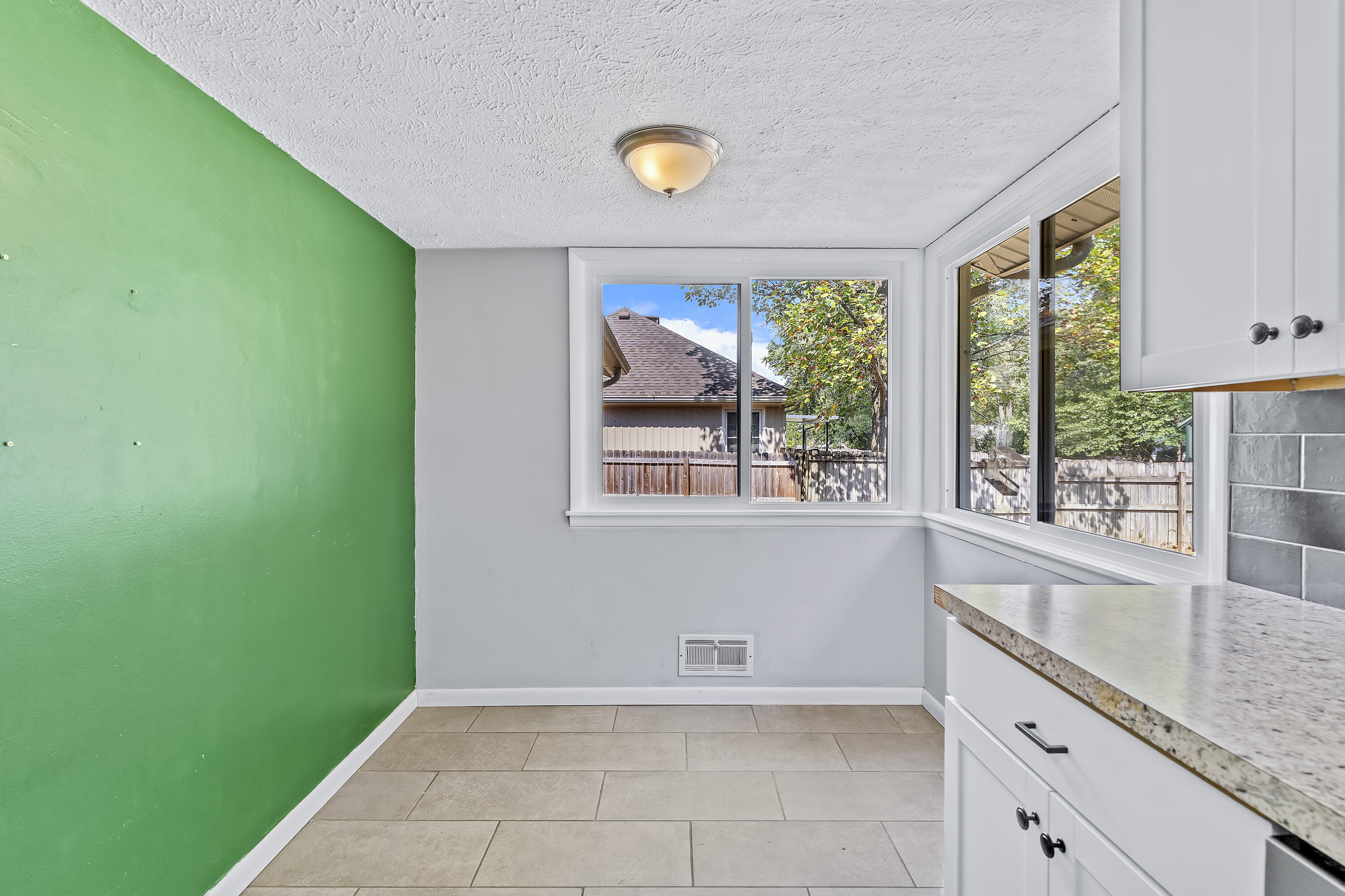 1904 South Glencrest Avenue Property Photo 13
