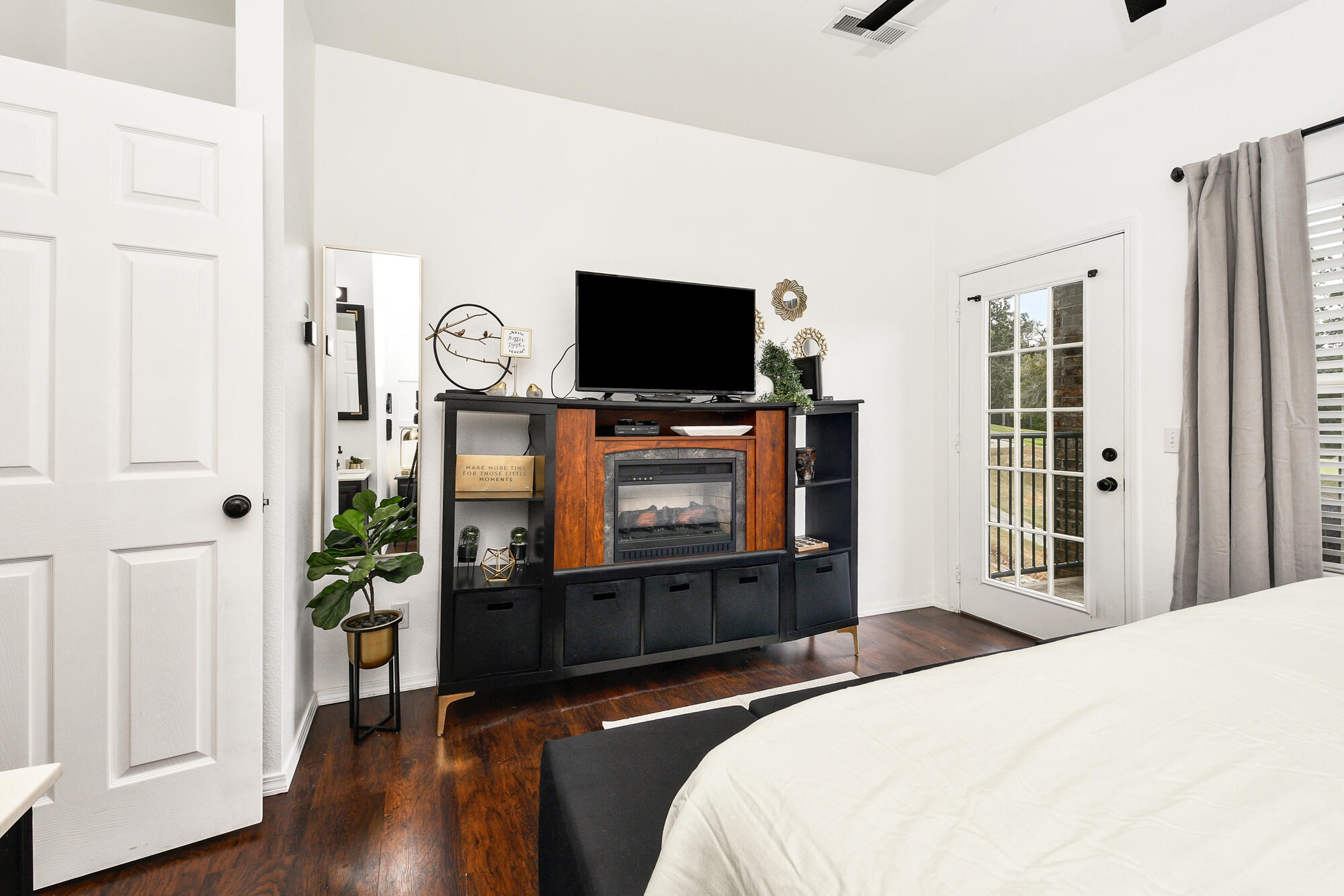 1001 Golf Drive 15 Property Photo 20