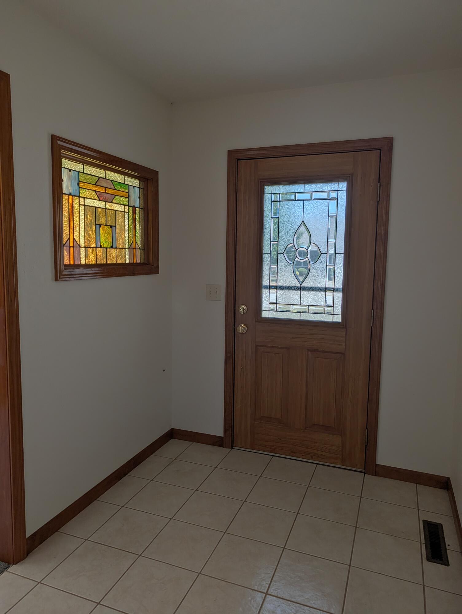 1391 South Meadow Lane Property Photo 2