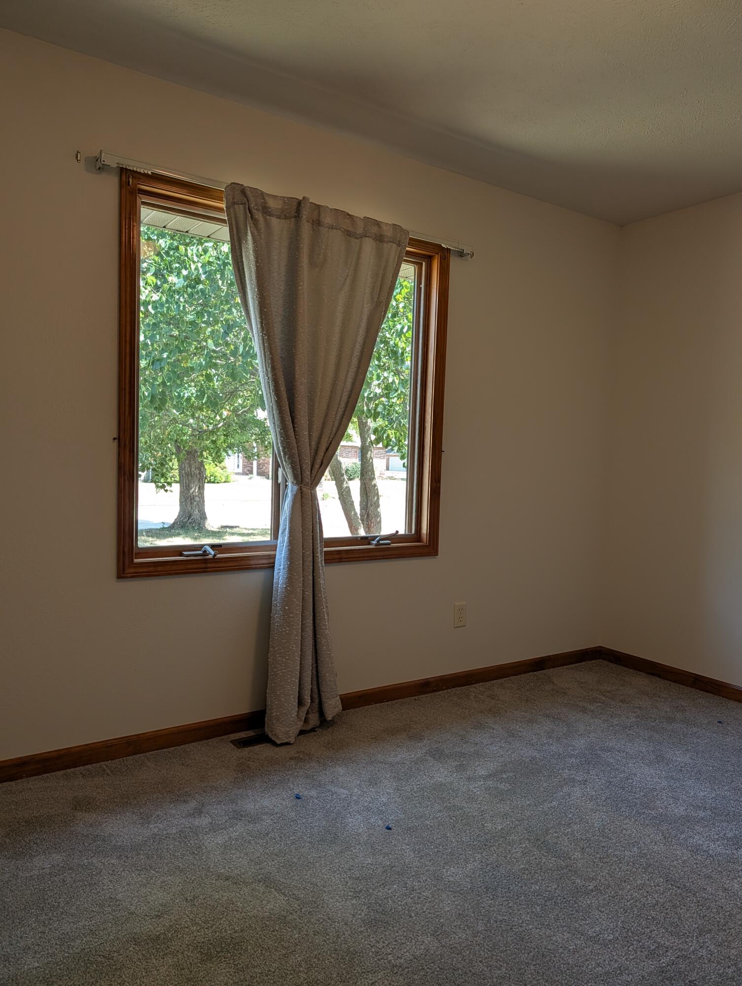 1391 South Meadow Lane Property Photo 15