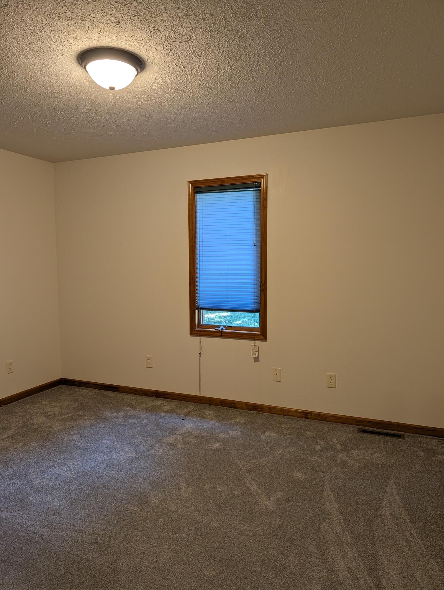 1391 South Meadow Lane Property Photo 19