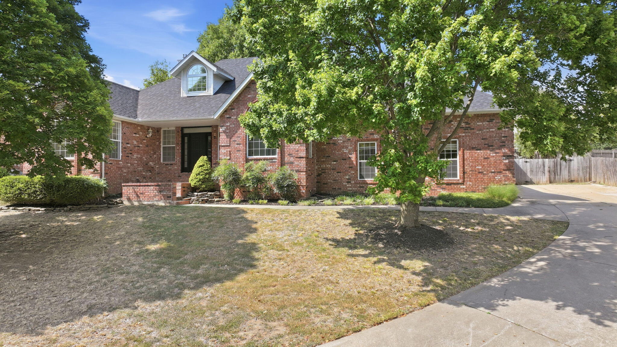 2511 North Skyview Lane Lane Property Photo 5