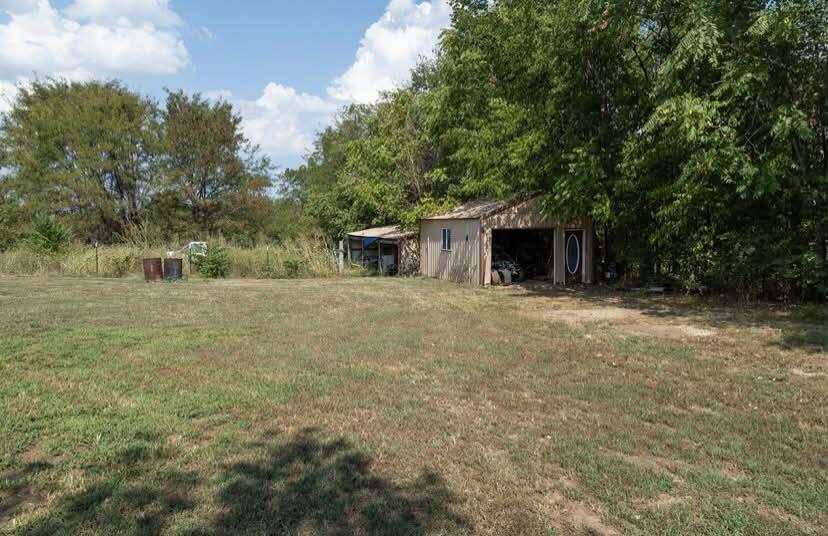 18355 State Highway 32 Property Photo 7