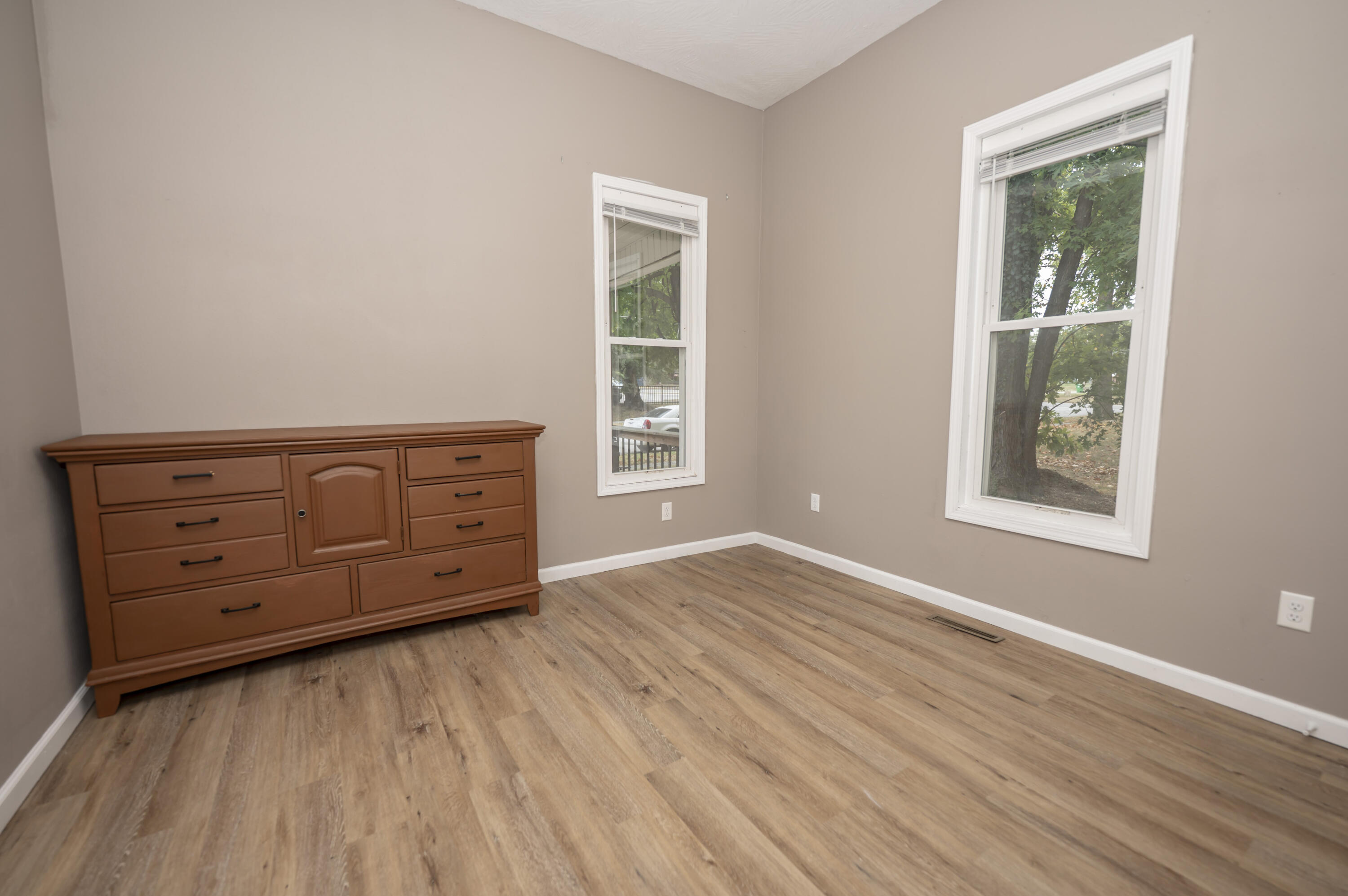 1015 North Concord Avenue Property Photo 13