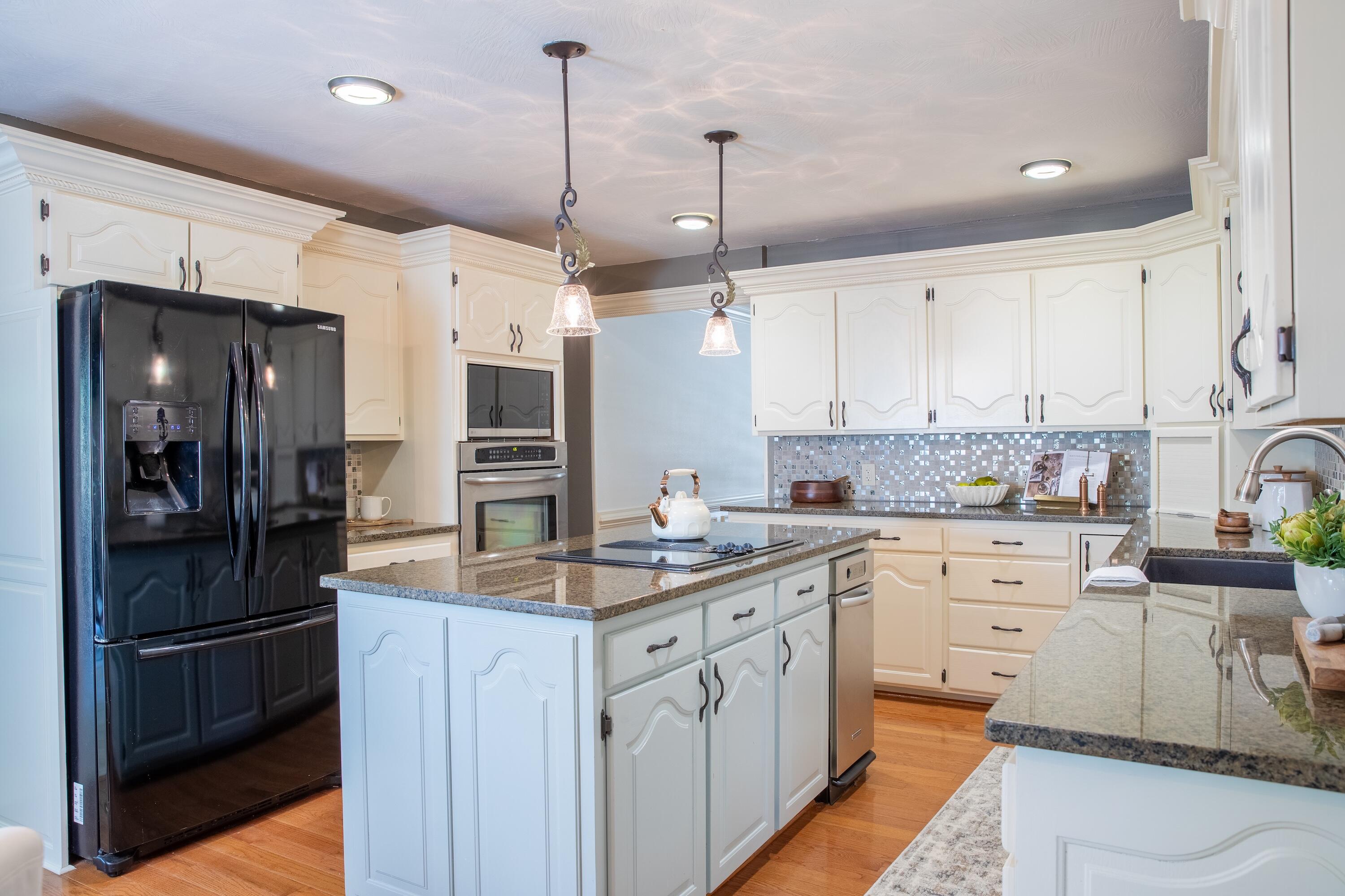 5115 South Castlewood Drive Property Photo 19