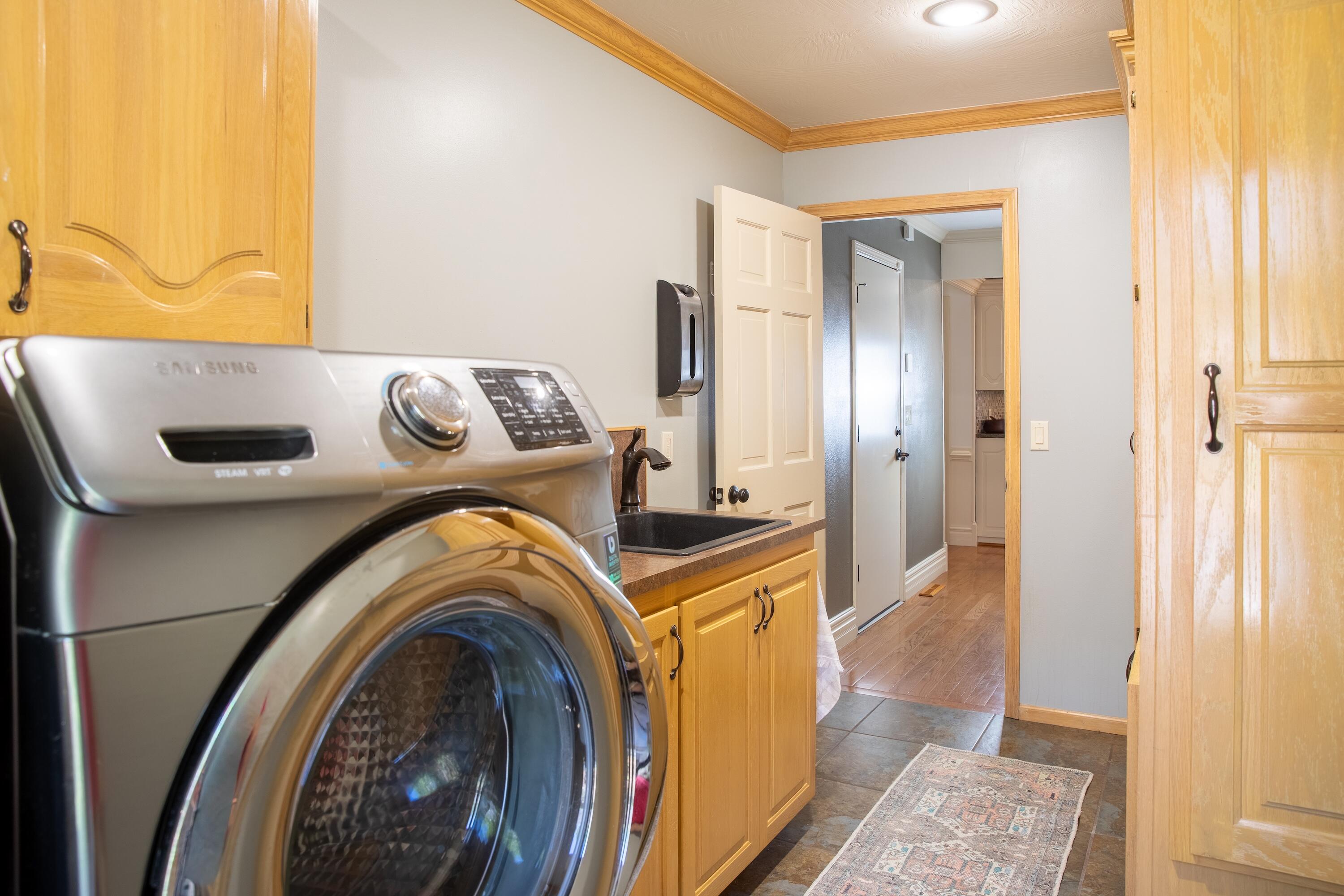5115 South Castlewood Drive Property Photo 48