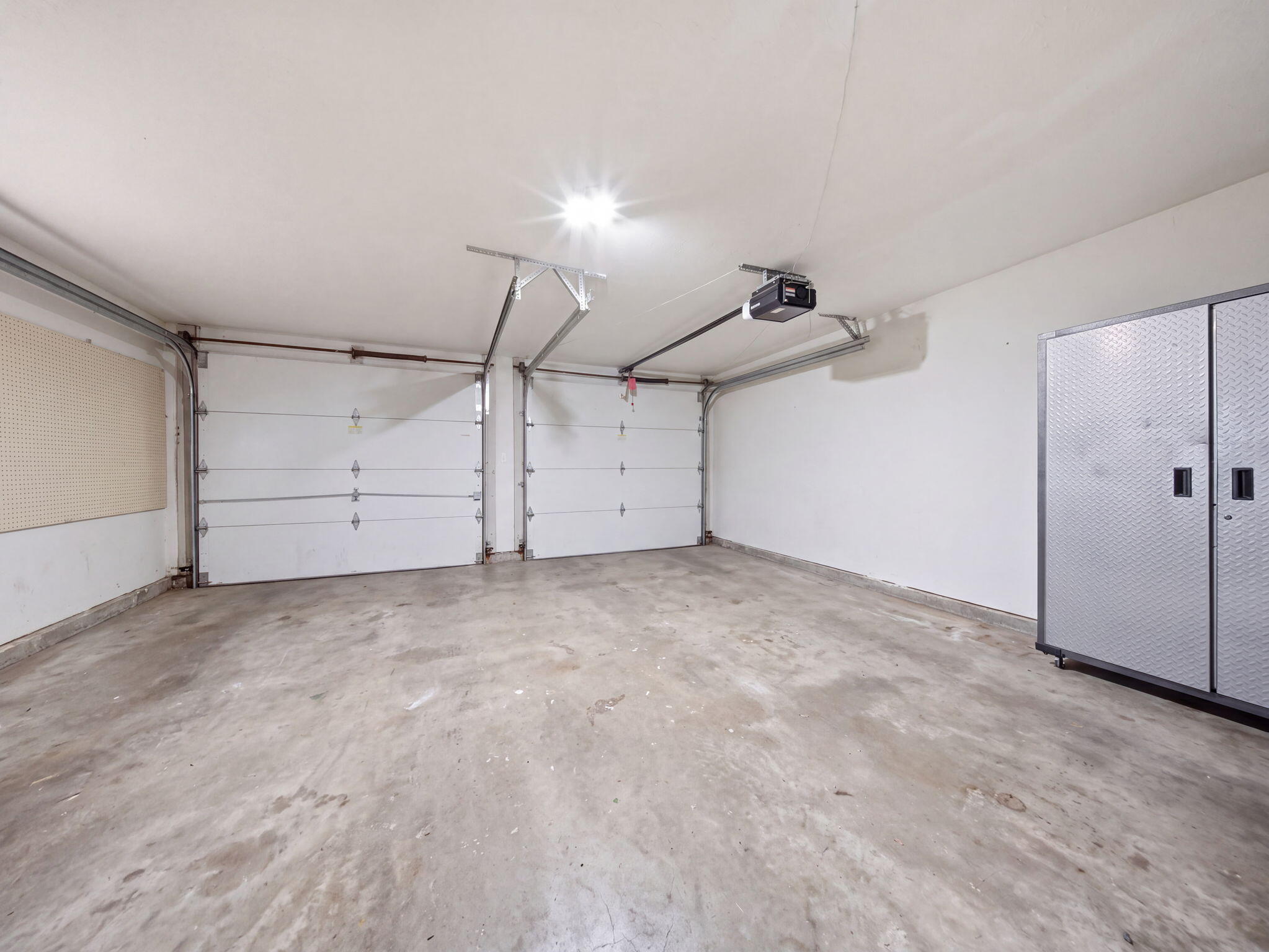 733 North Belview Avenue Property Photo 14