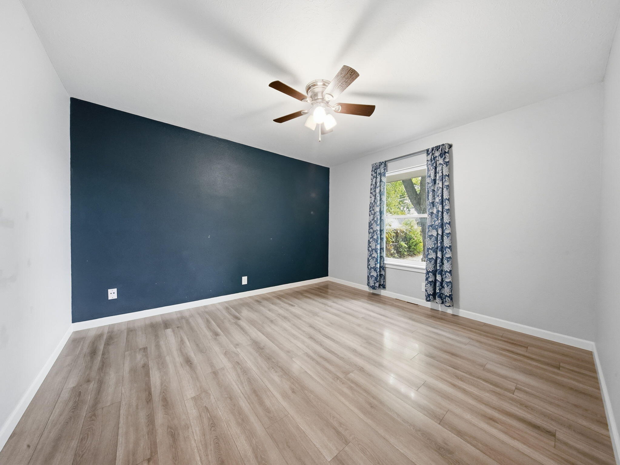 733 North Belview Avenue Property Photo 20